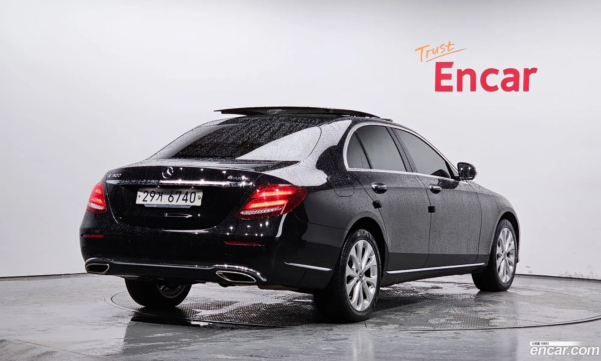 Mercedes-Benz E-Klasse V W213 S213 C238 E300 4Matic Exclusive 2019 - фотография 15739872