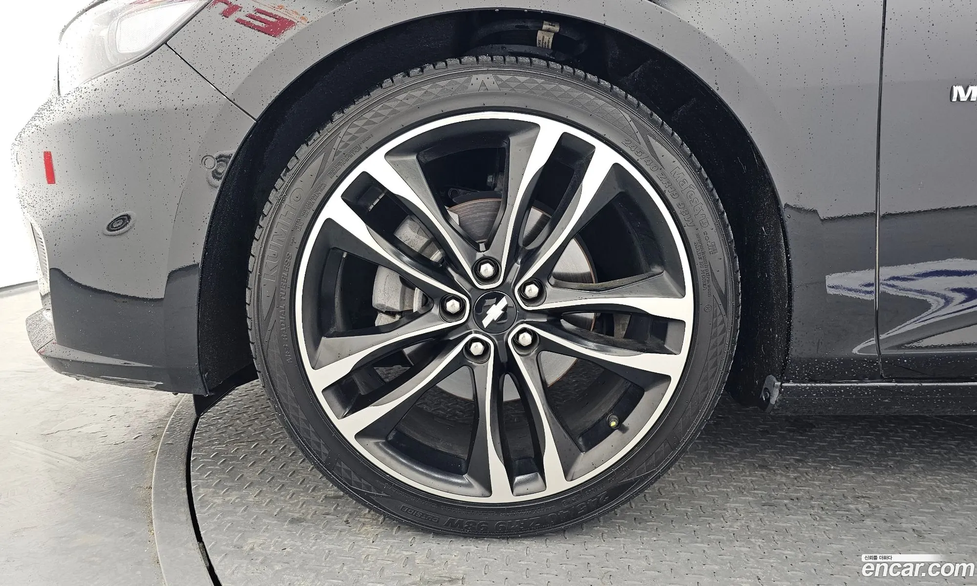 Chevrolet Malibu Ix 20 Turbo Perfect Black 2017 - фотография 8642668