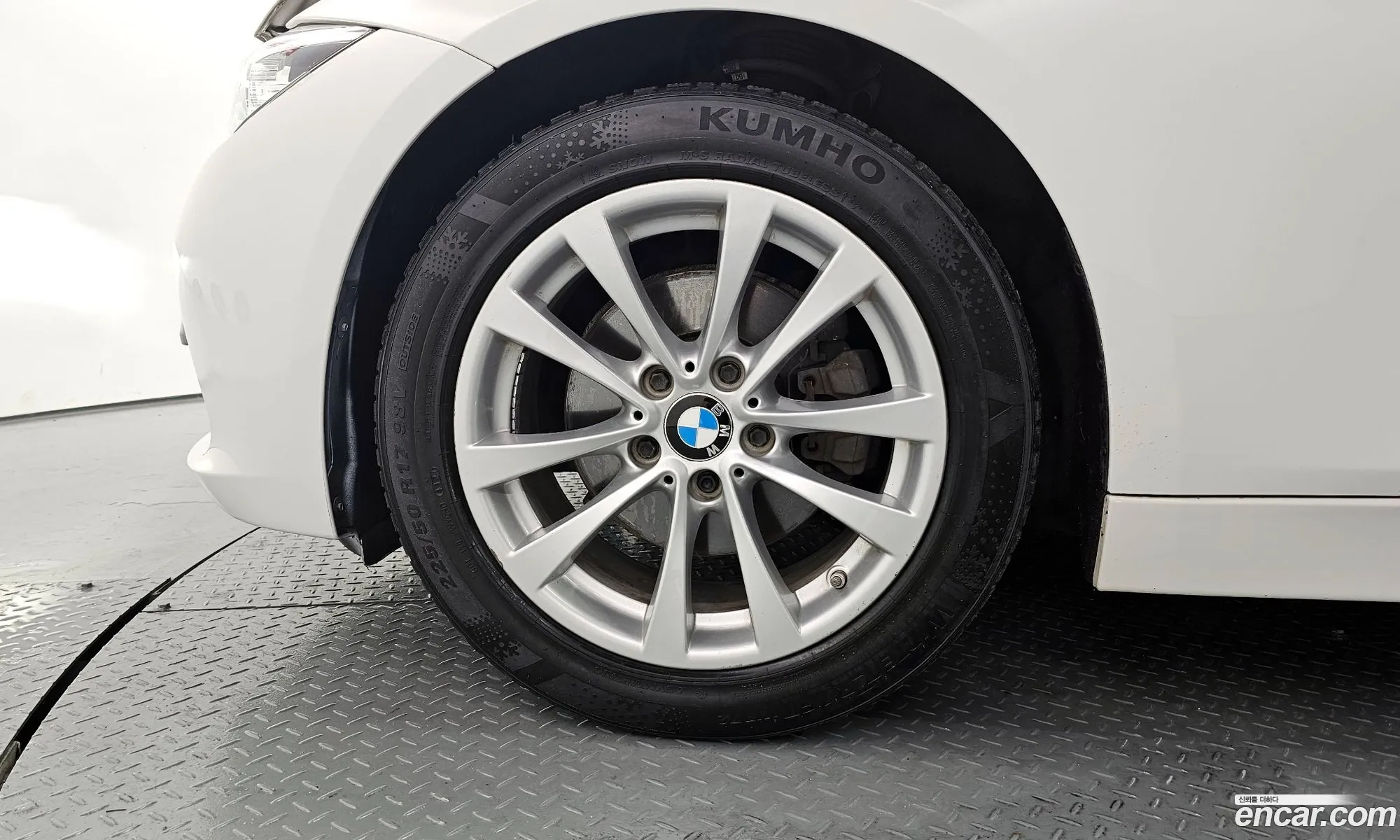 BMW 3Er Vi F3X 320D 2016 - фотография 18337440