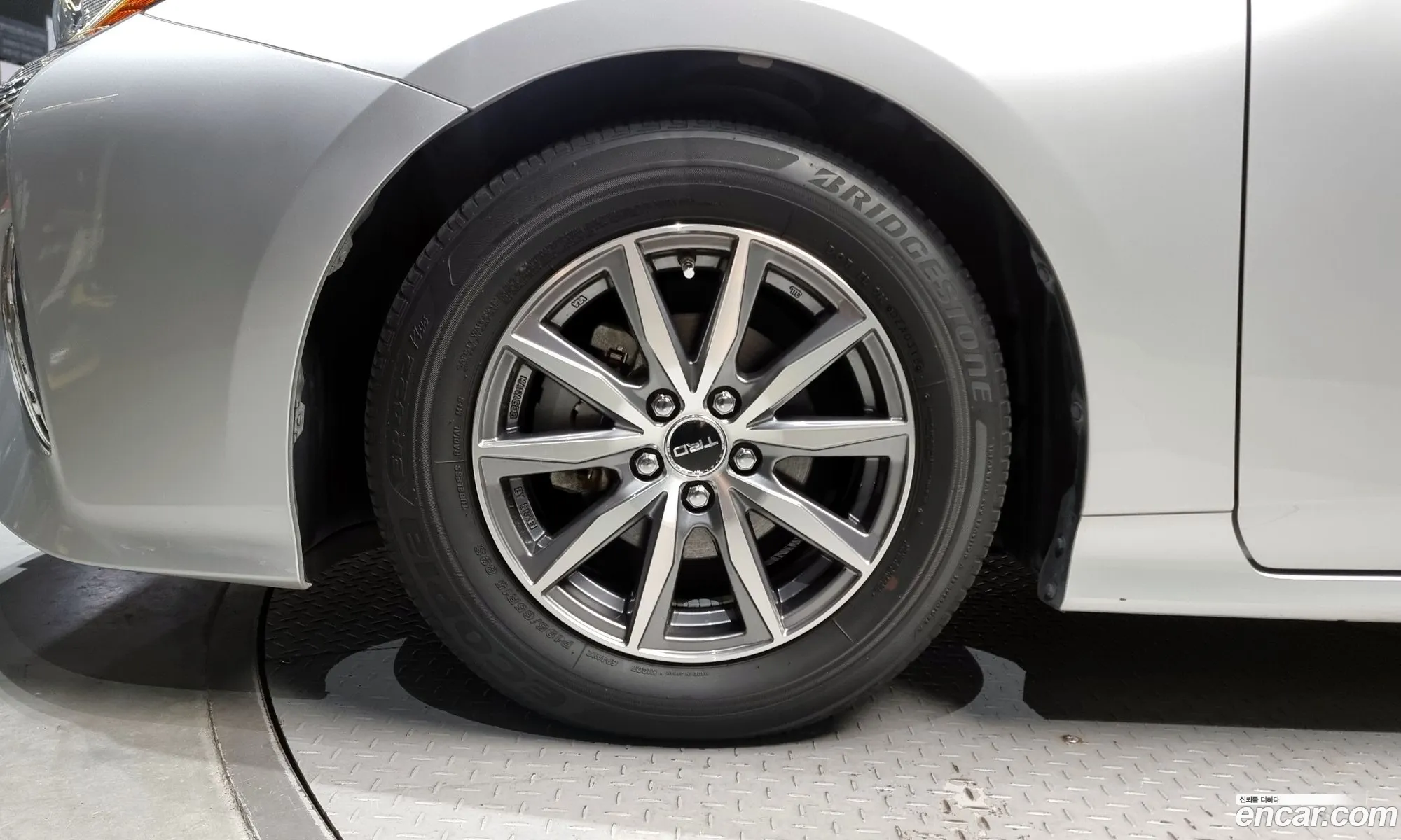 Toyota Prius Iv Xw50 18E 2018 - фотография 14826883