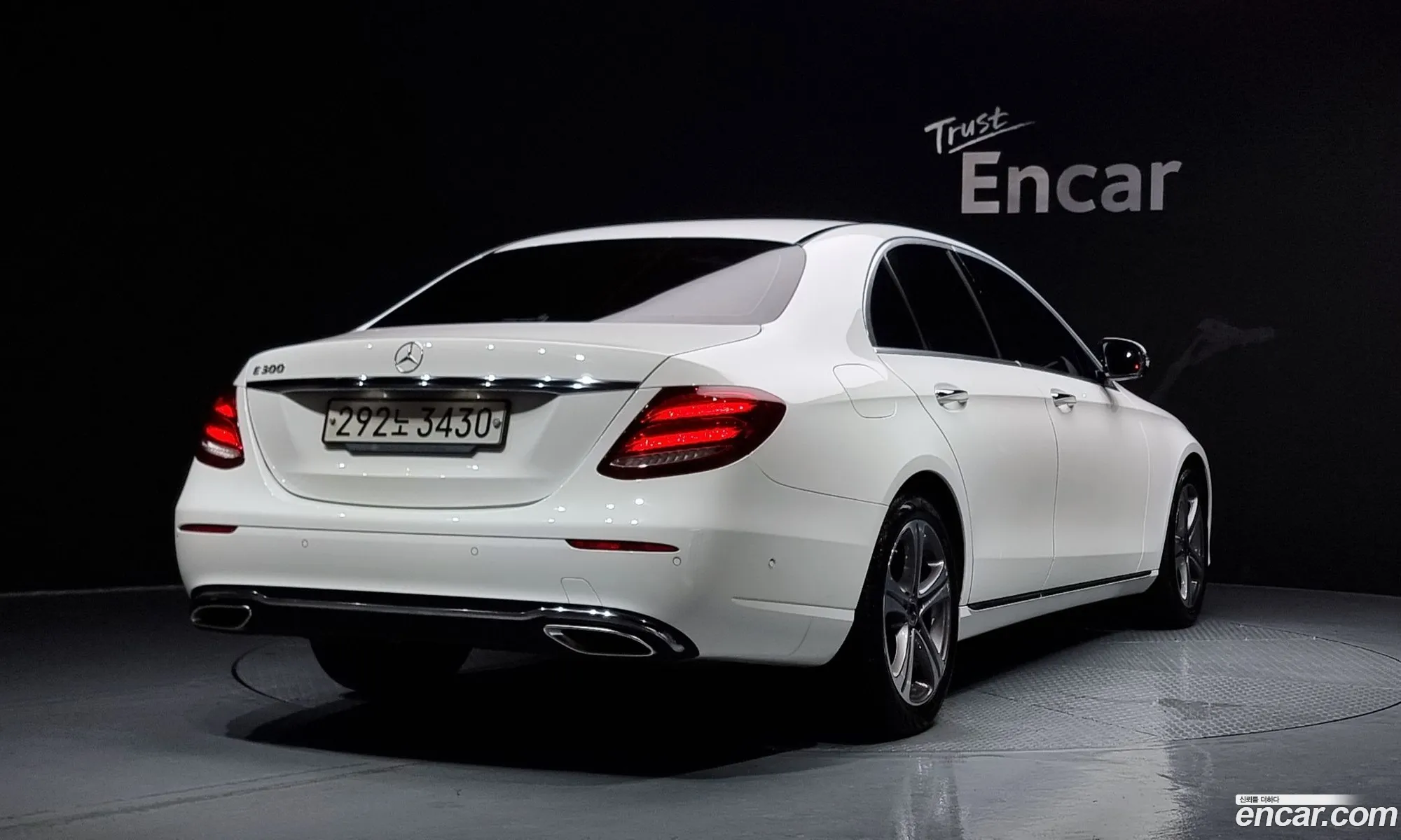 Mercedes-Benz E-Klasse V W213 S213 C238 E300 Avantgarde 2019 - фотография 16157951