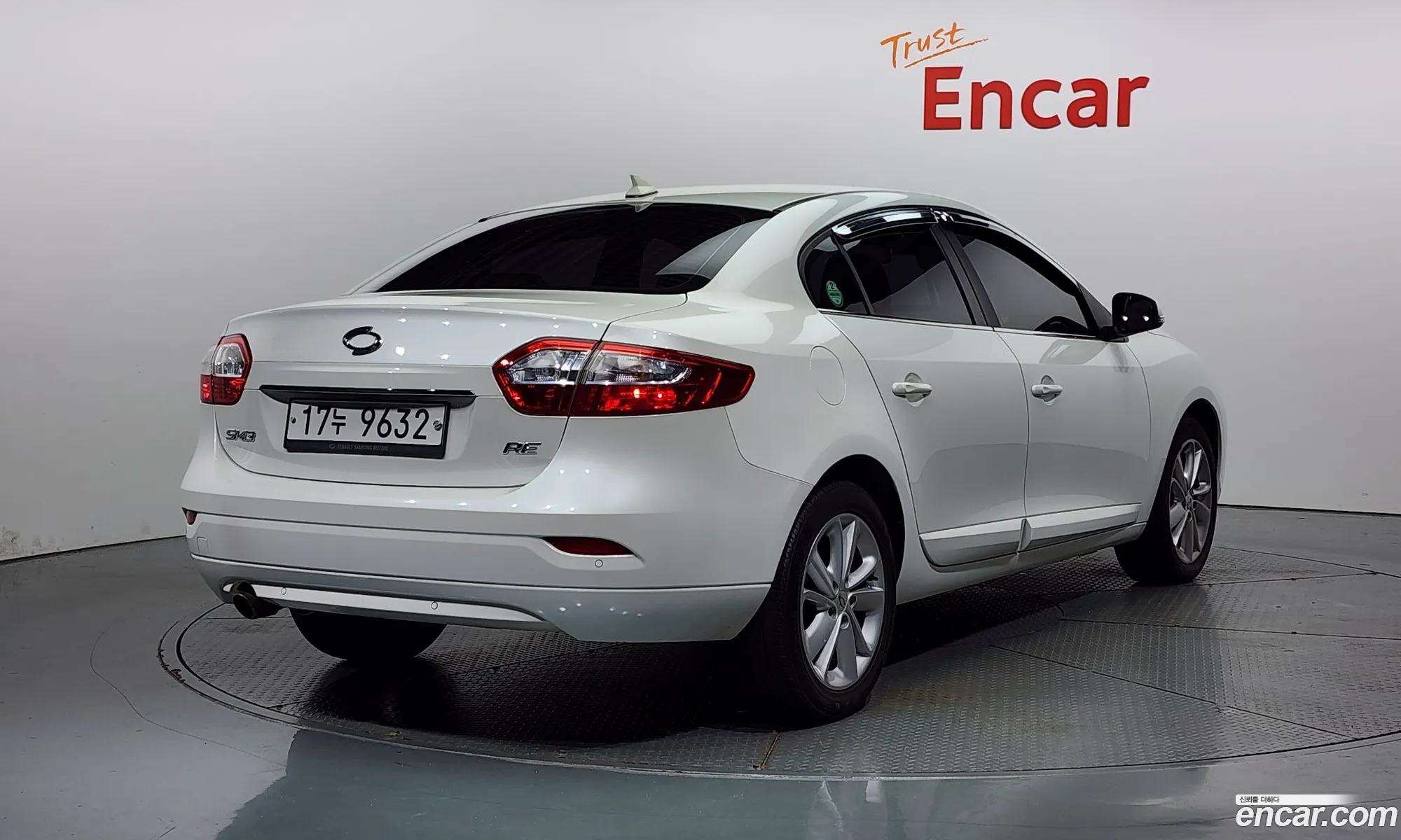 Renault Samsung Sm3 Re 2014 - фотография 2331471