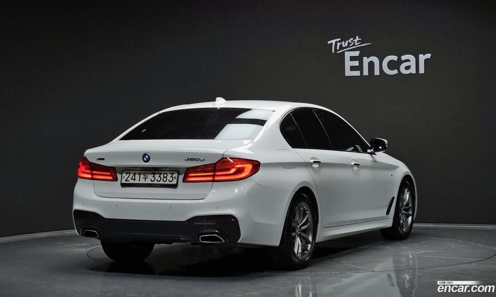 BMW 5Er 520D xDrive M Sport Plus 2017 - фотография 18123459