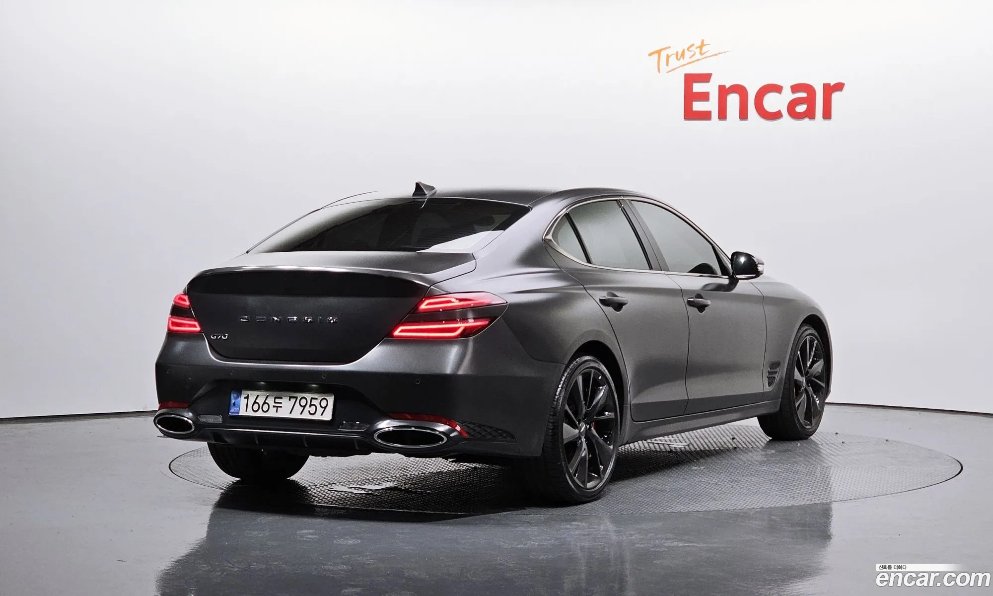 Genesis G70 Gasoline 20T 2Wd 2023 - фотография 610999