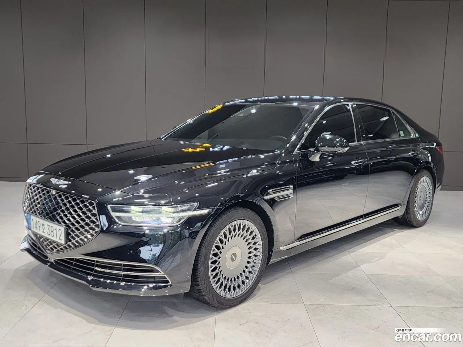 Genesis G90 I 38 Awd 2021 - фотография 573107