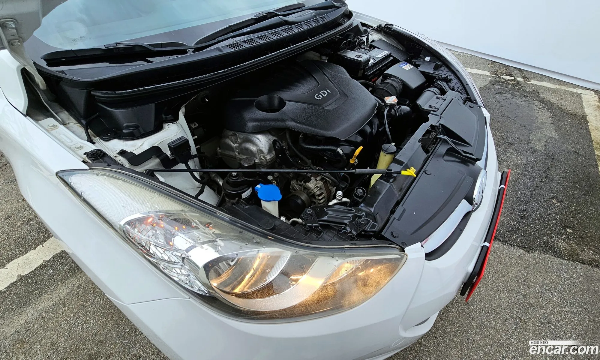 Hyundai Avante V M16 Gdi Deluxe 2011 - фотография 18610873