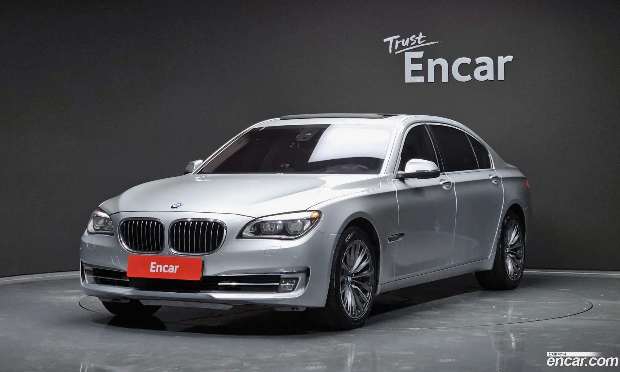 BMW 7Er V F01F02F04 750Li 2013 - фотография 17443039