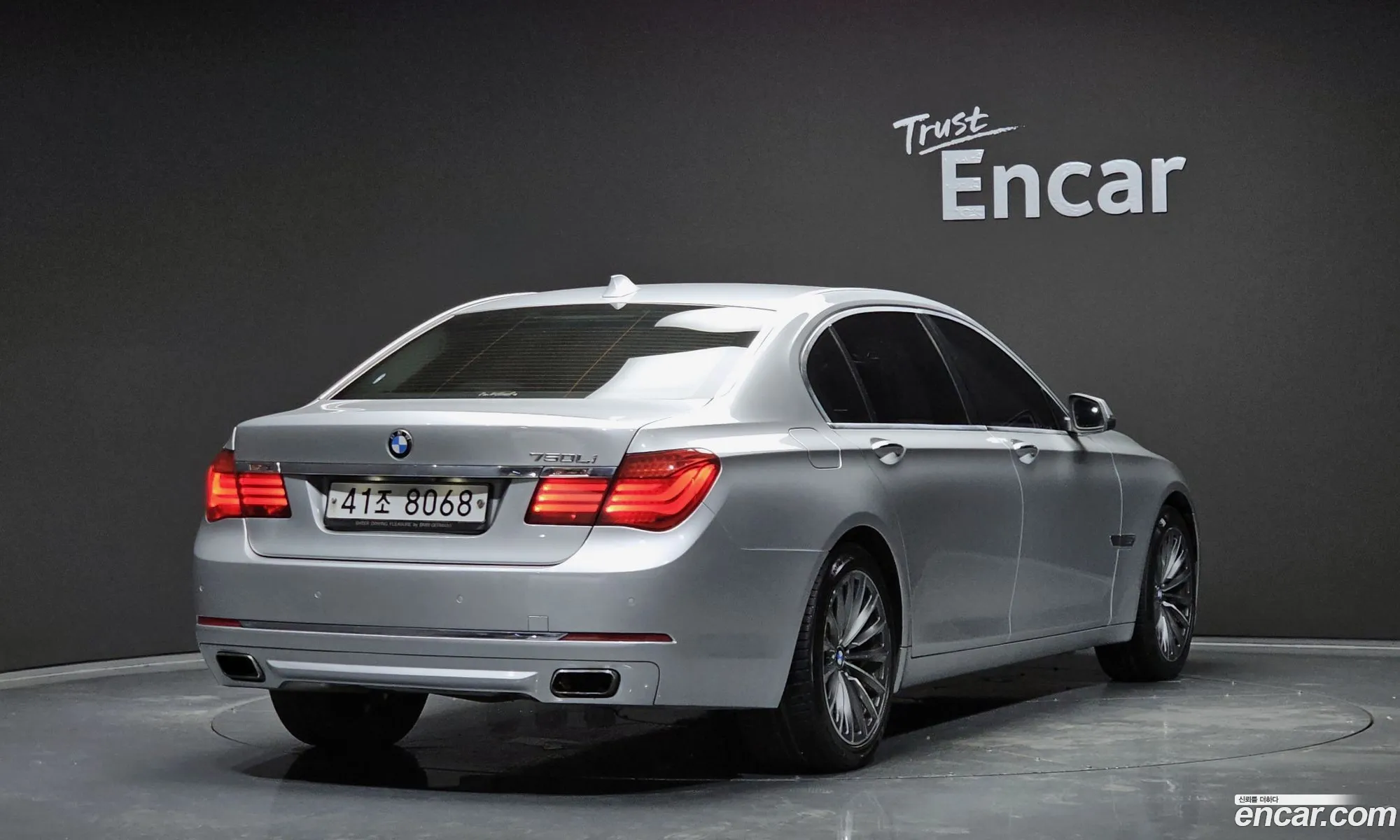 BMW 7Er V F01F02F04 750Li 2013 - фотография 17443040
