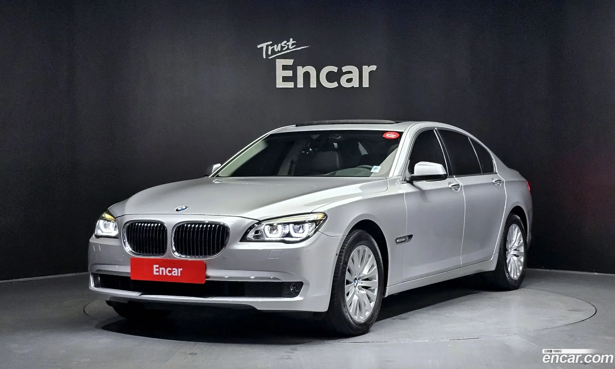 BMW 7Er V F01F02F04 740I 2011 - фотография 18337423