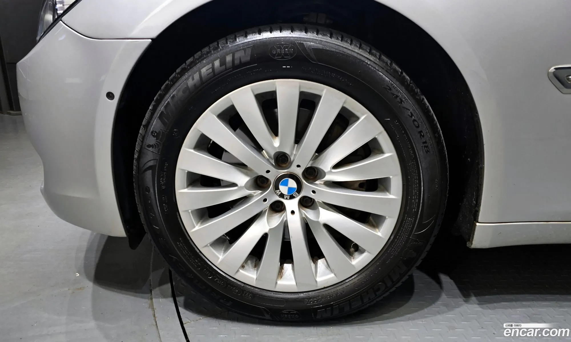 BMW 7Er V F01F02F04 740I 2011 - фотография 18337427