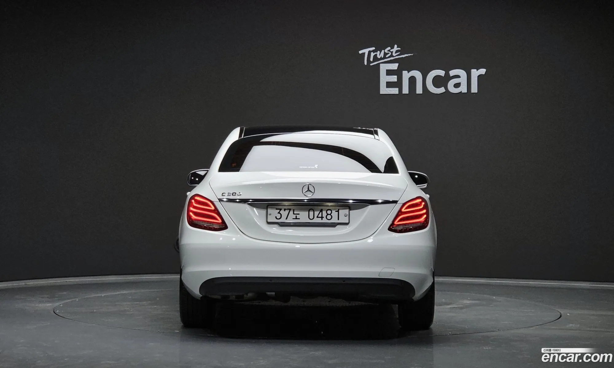 Mercedes-Benz C-Klasse Iv W205 C200 2017 - фотография 15689104