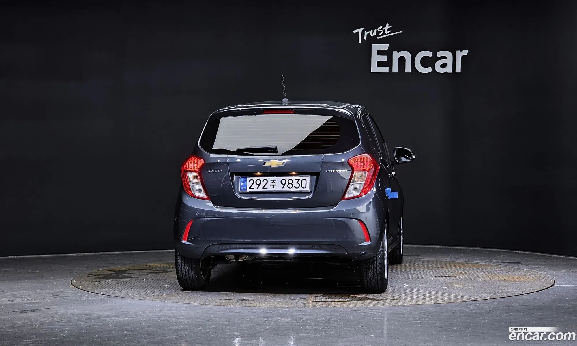 Chevrolet Spark Iii M300 Premier 2021 - фотография 8334149
