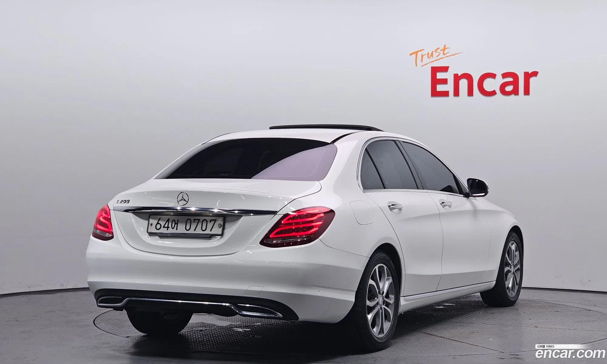 Mercedes-Benz C-Klasse Iv W205 C200 Avant Garde 2016 - фотография 18384983