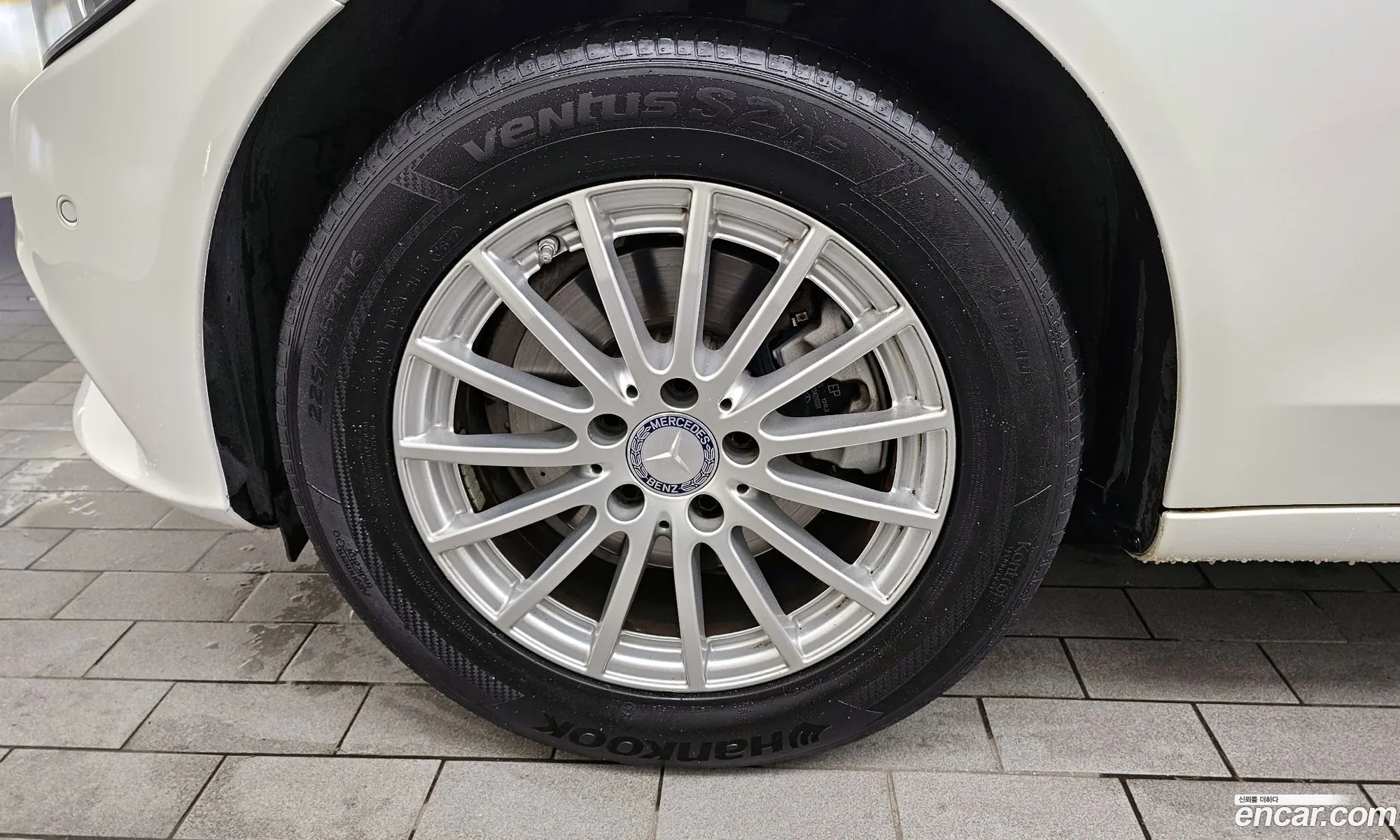 Mercedes-Benz C-Klasse C200 2015 - фотография 15739851