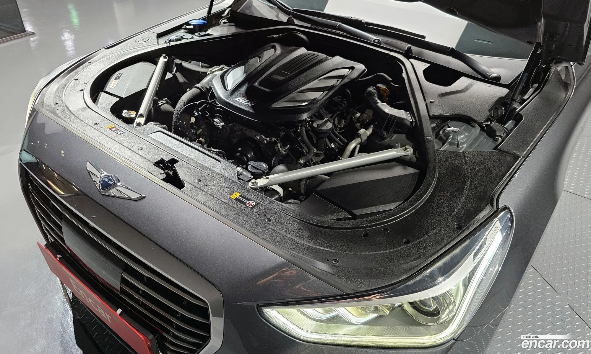 Genesis G90 I 33 T-Gdi Awd 2016 - фотография 420944