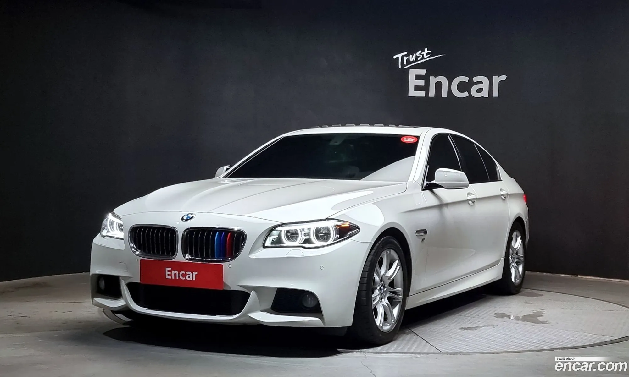 BMW 5Er Vi F10F11F07 520D M Sports 2013 - фотография 18337486