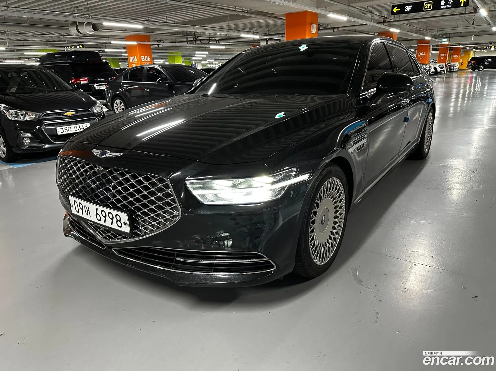 Genesis G90 I 38 Awd 2019 - фотография 613199