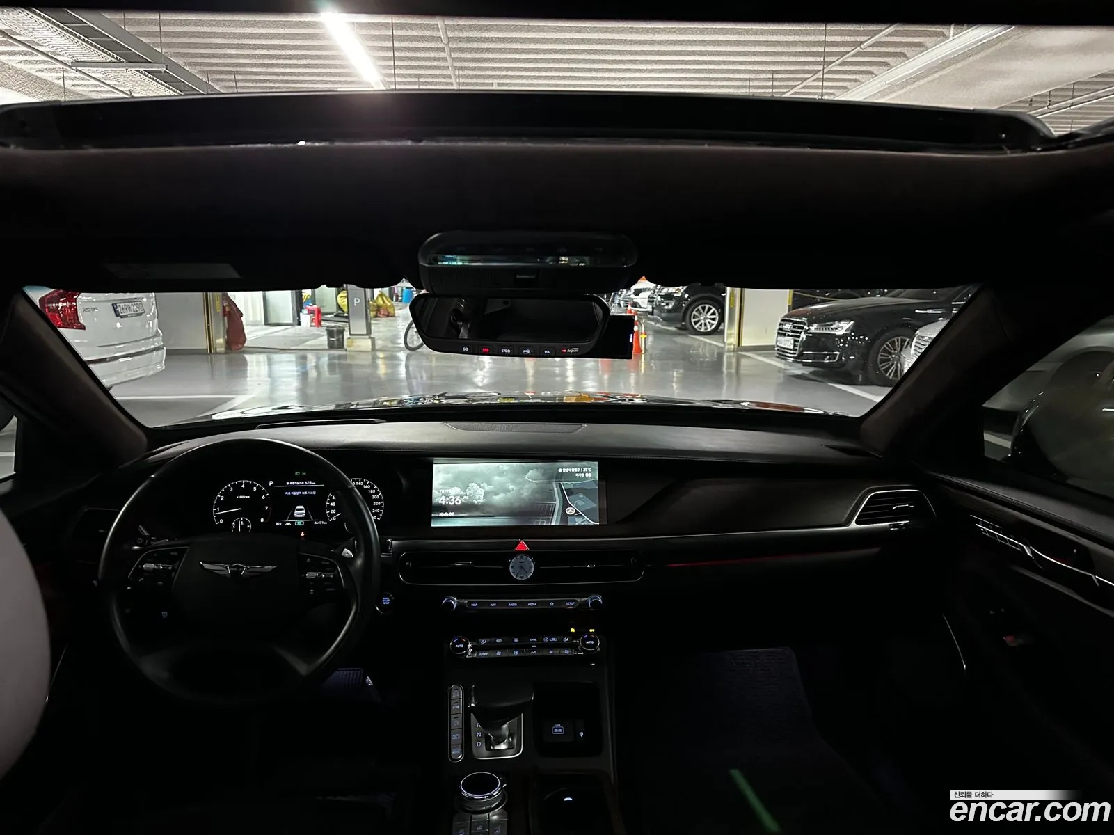 Genesis G90 I 38 Awd 2019 - фотография 613203