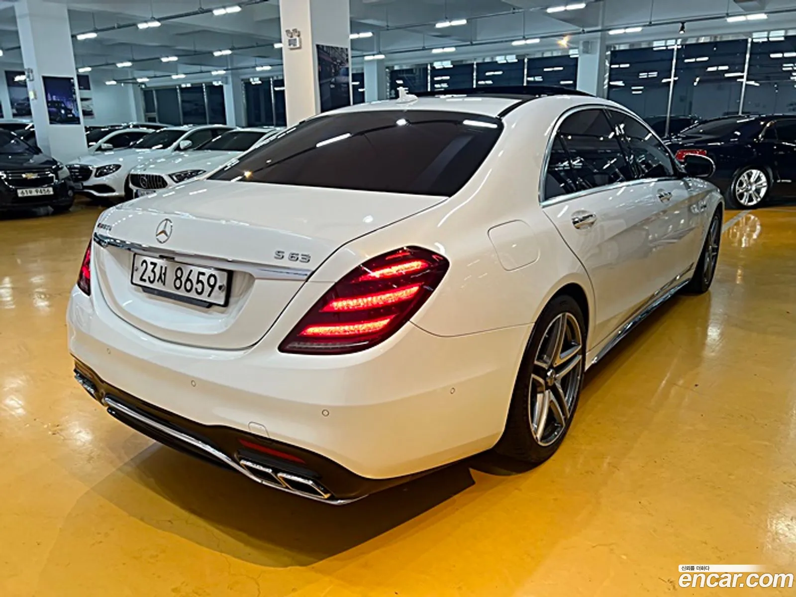 Mercedes S-Class W222 S63 Amg 4Matic - фотография 15631279