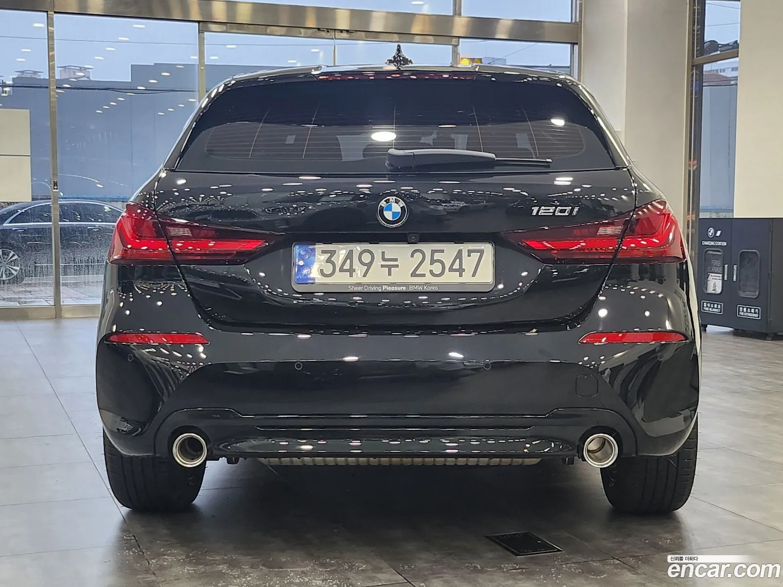 BMW 1Er 120I Sport 2023 - фотография 17959526