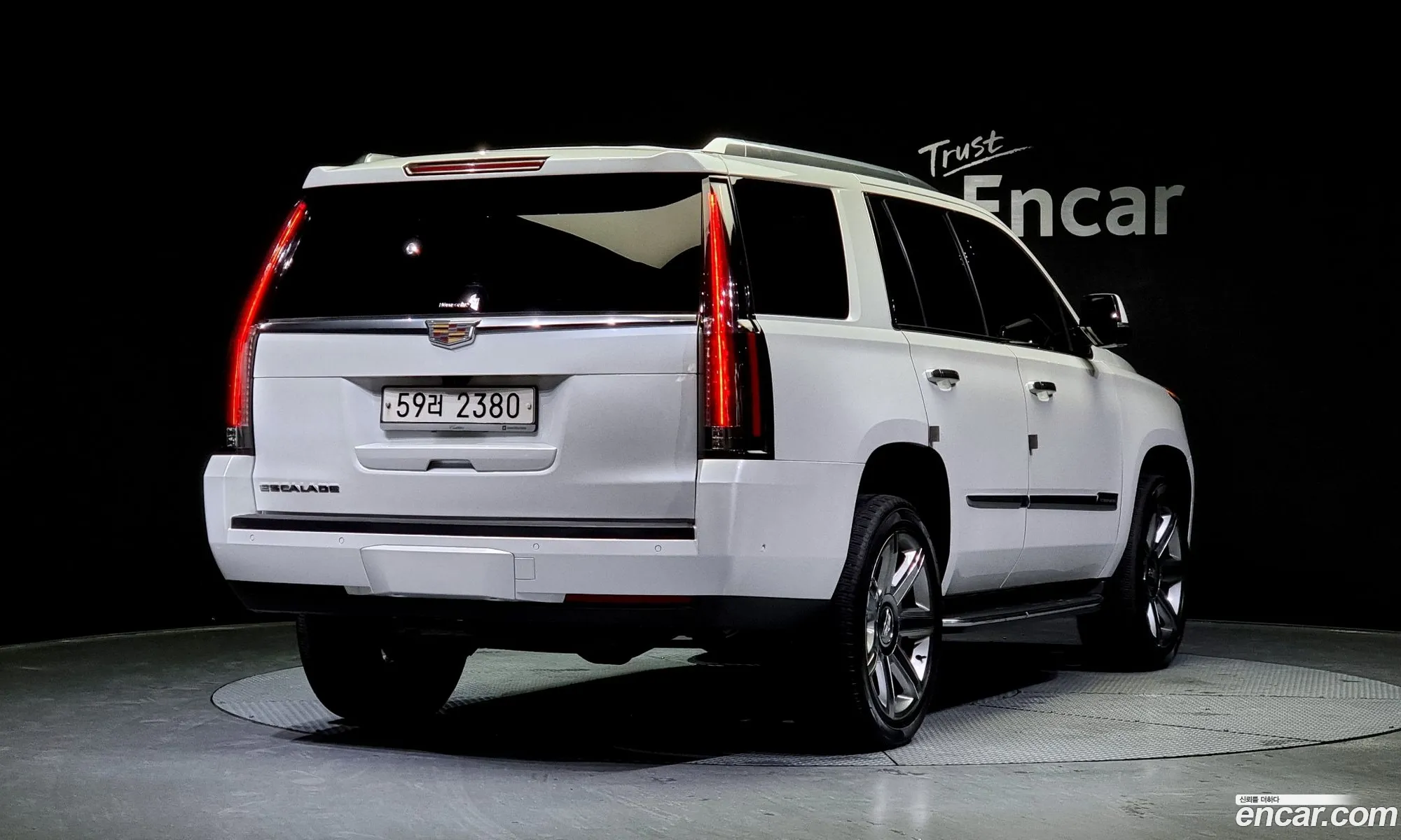 Cadillac Escalade Iv 62 2017 - фотография 14669805