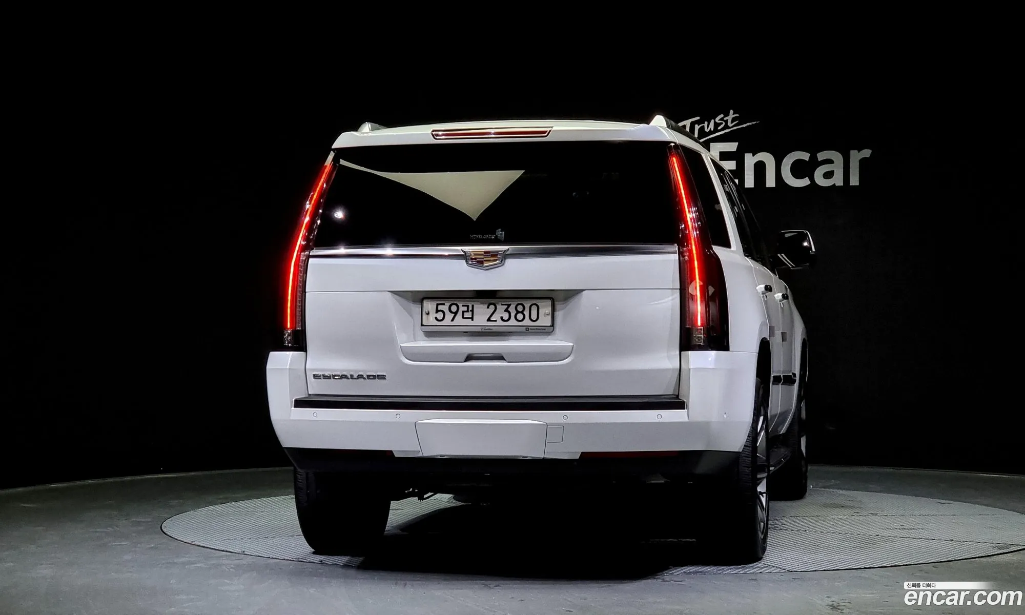 Cadillac Escalade Iv 62 2017 - фотография 14669807