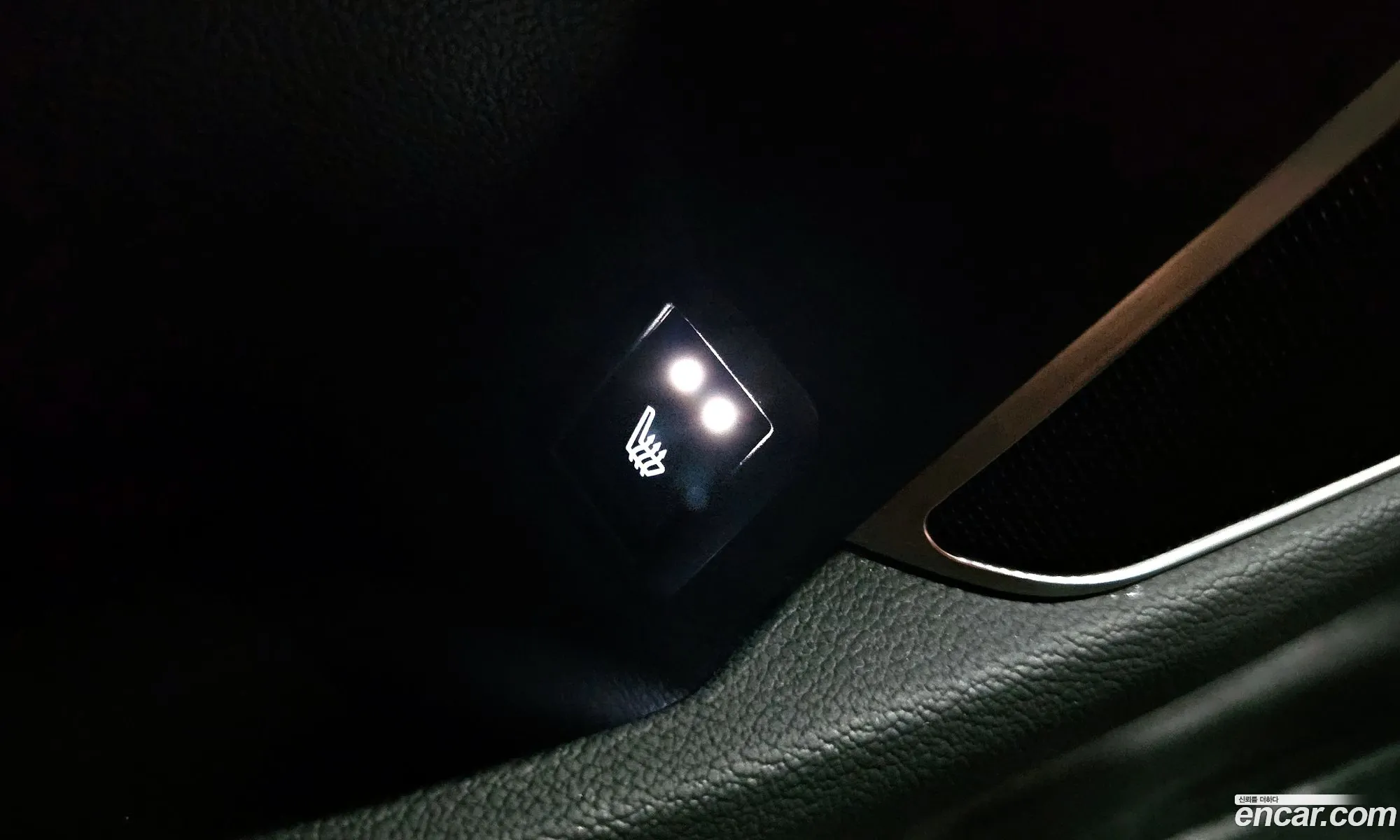 Levante 30 Diesel Awd Premium - фотография 4160237