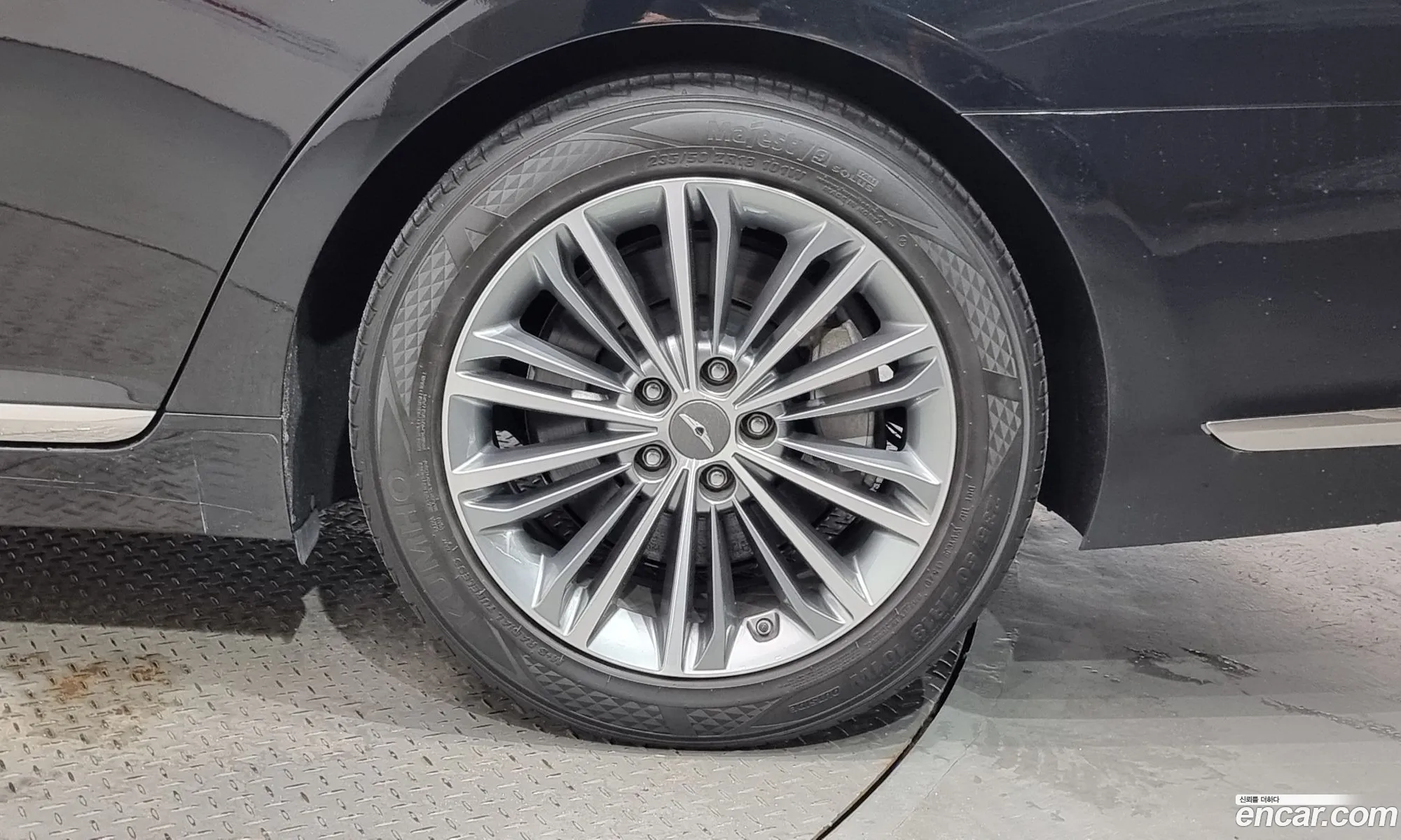 Genesis G90 I 38 Gdi Awd 2016 - фотография 421016