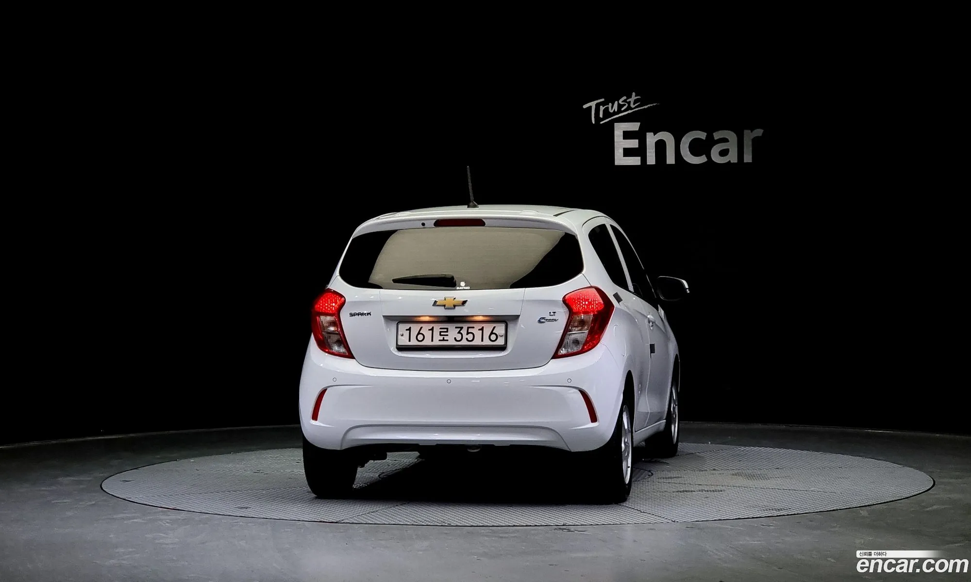 Chevrolet Spark Iv Lt 2017 - фотография 8547337