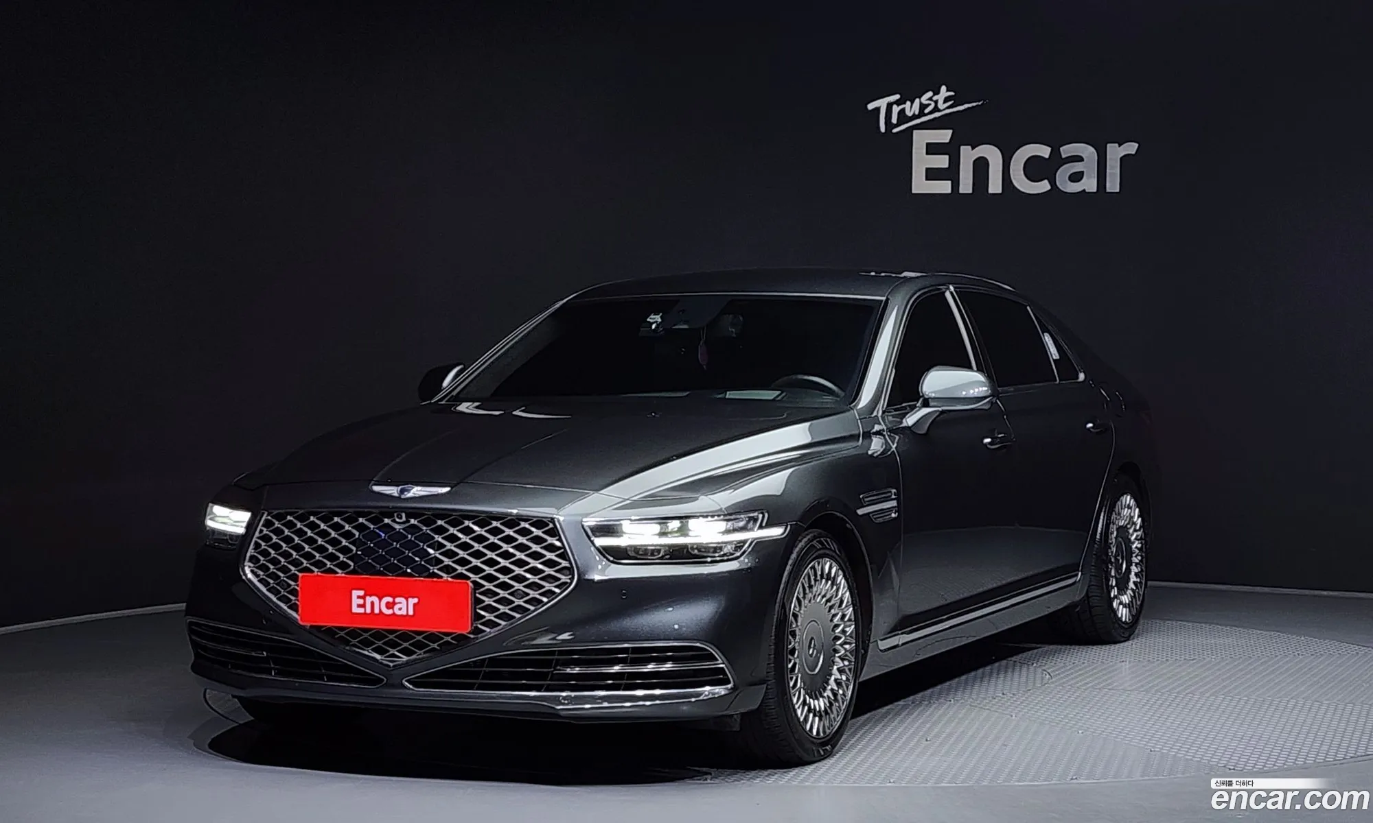 Genesis G90 I 38 Awd 2019 - фотография 613210