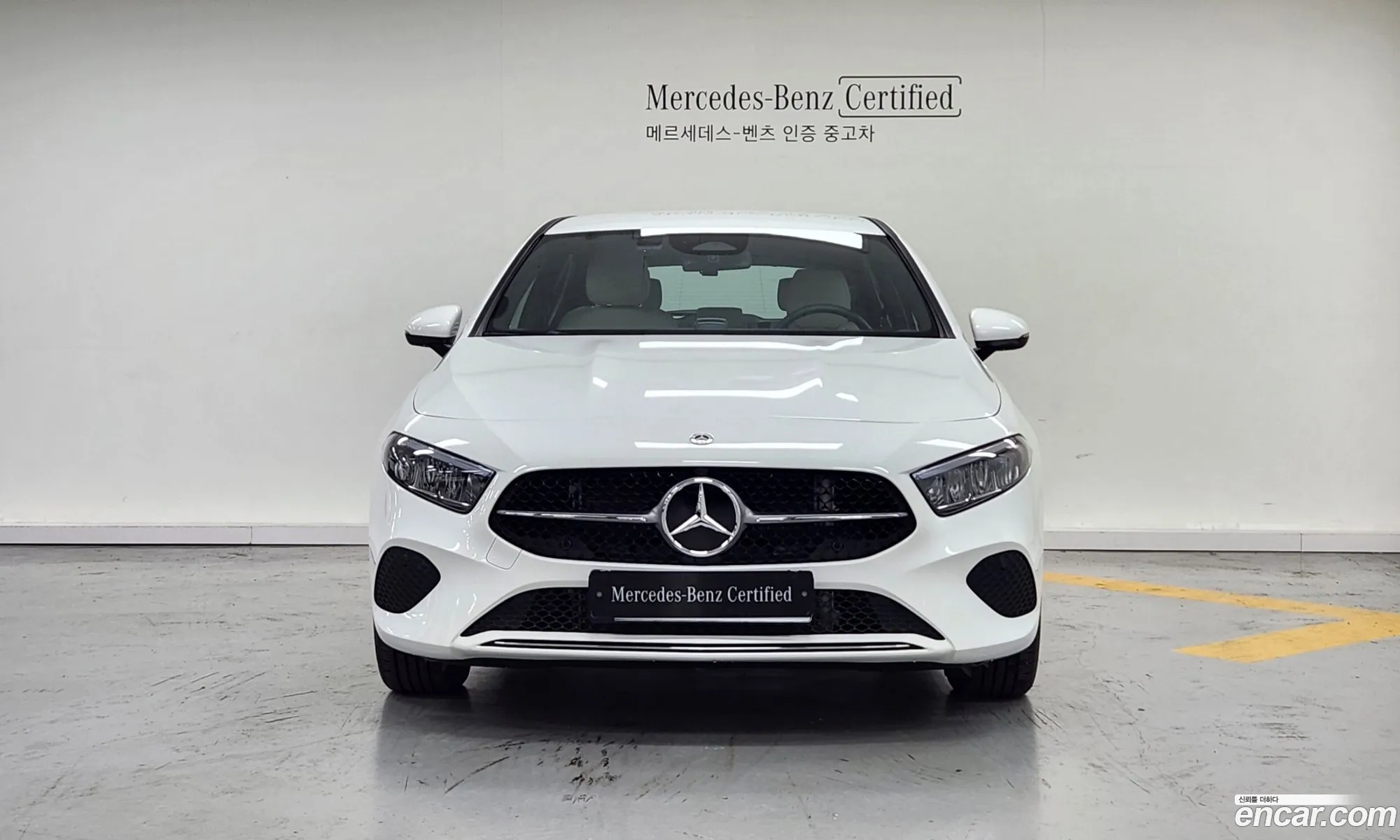 Mercedes-Benz A-Klasse A220 Hatchback 2024 - фотография 17152092