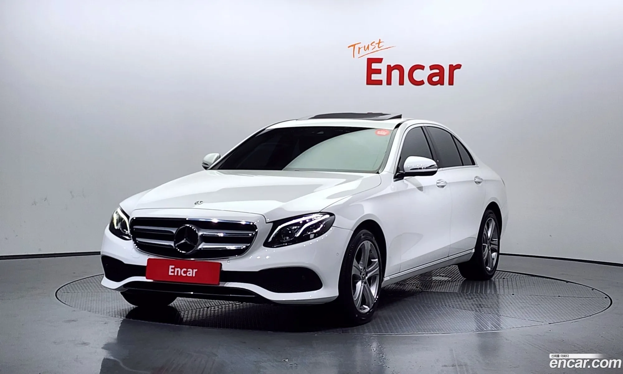 Mercedes-Benz E-Klasse V W213 S213 C238 E220D Avant Garde 2019 - фотография 15747956
