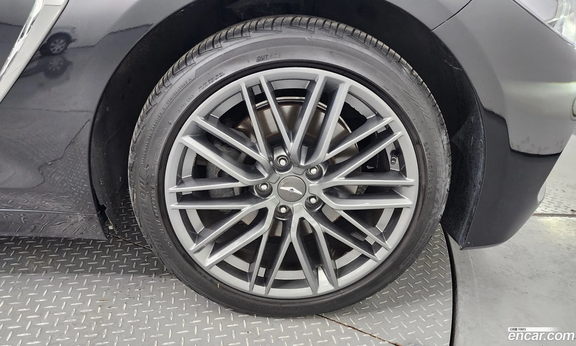 Genesis G70 I 20T Awd 2018 - фотография 12519024