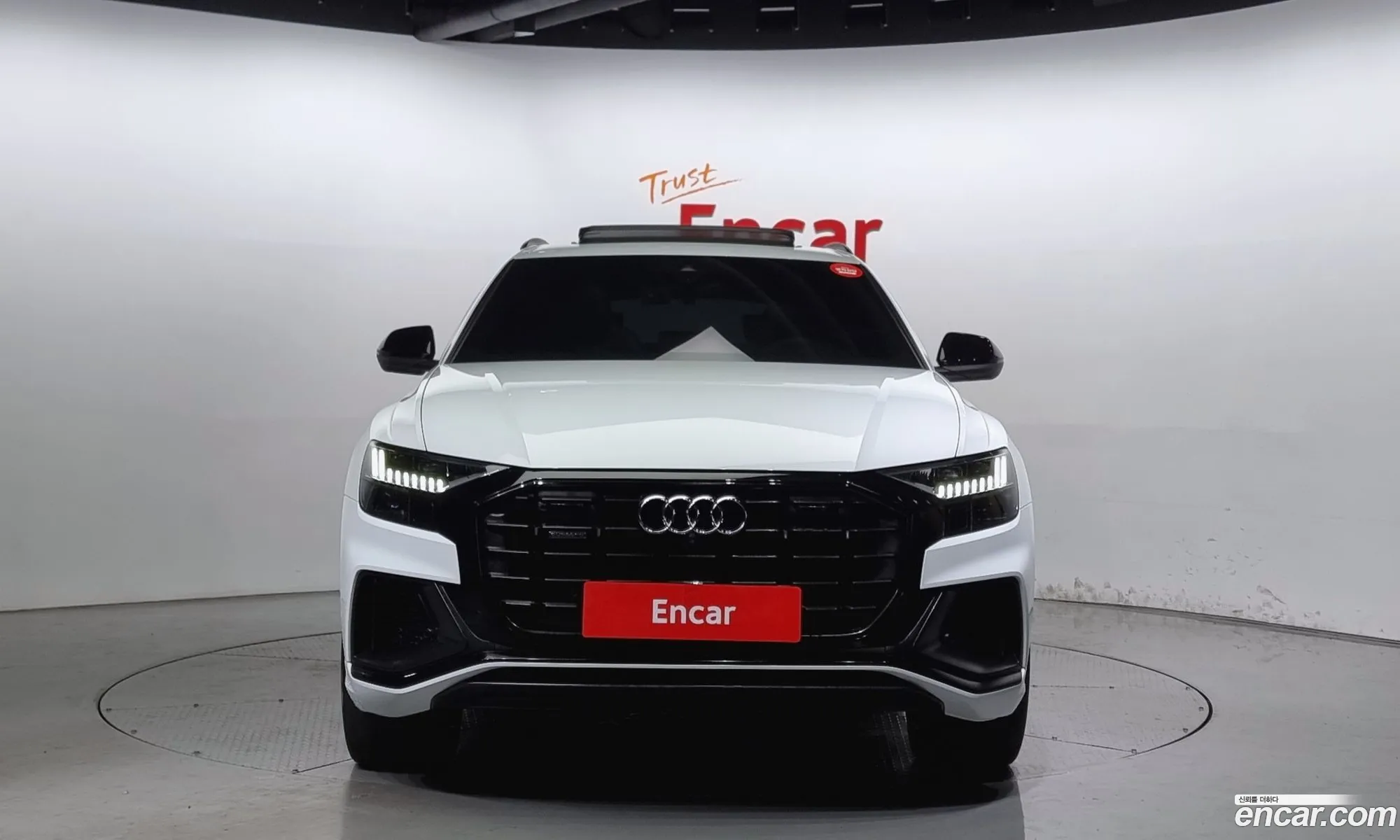 Audi Q8 I 55 Tfsi Quattro Premium 2021 - фотография 6685328