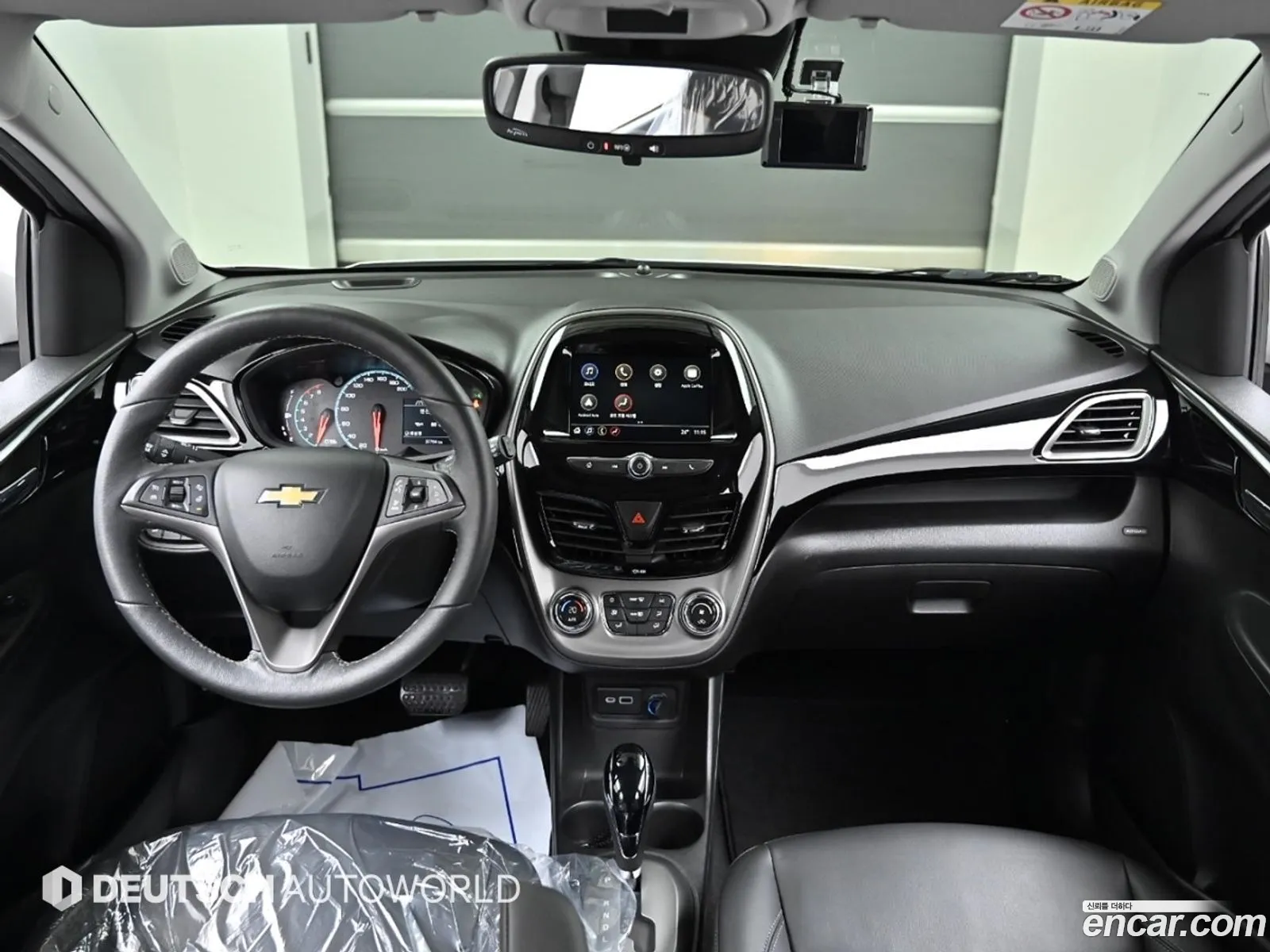 Chevrolet Spark Iii M300 Premier 2022 - фотография 8291898