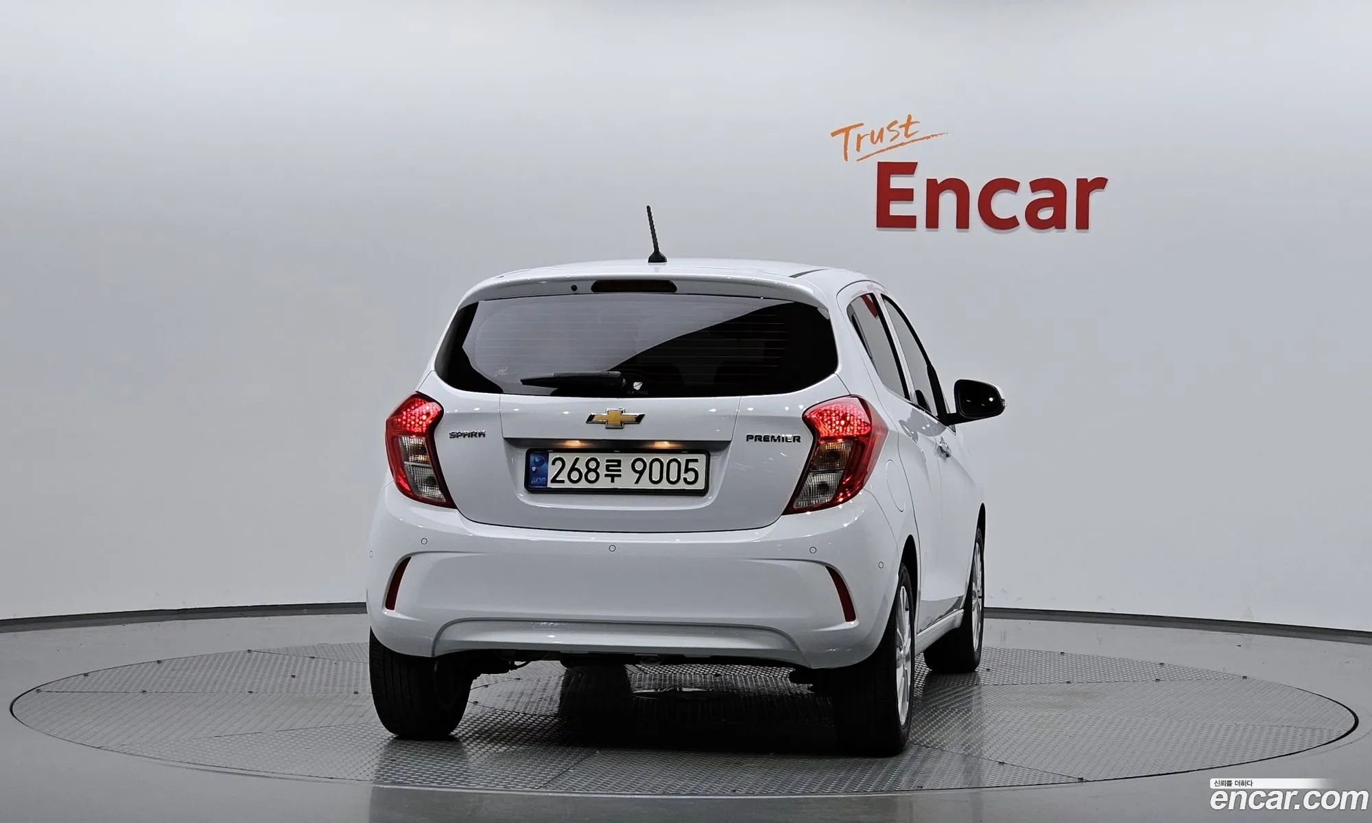 Chevrolet Spark Iii M300 Premier 2021 - фотография 8440047