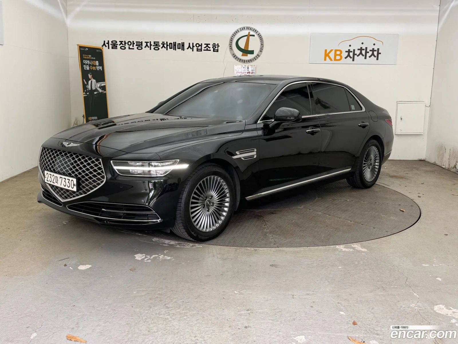 Genesis G90 I 38 Awd 2020 - фотография 520602