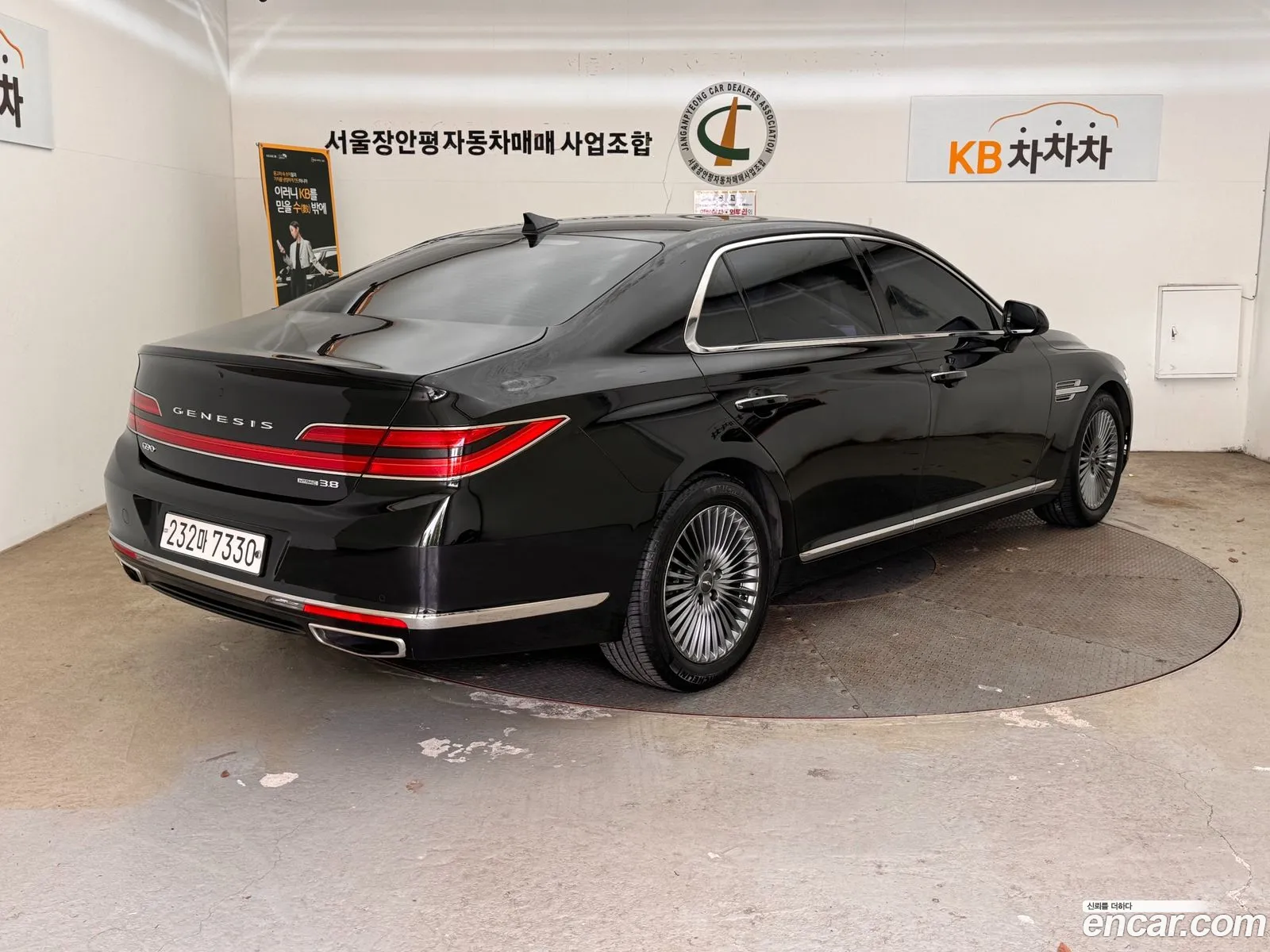 Genesis G90 I 38 Awd 2020 - фотография 520603