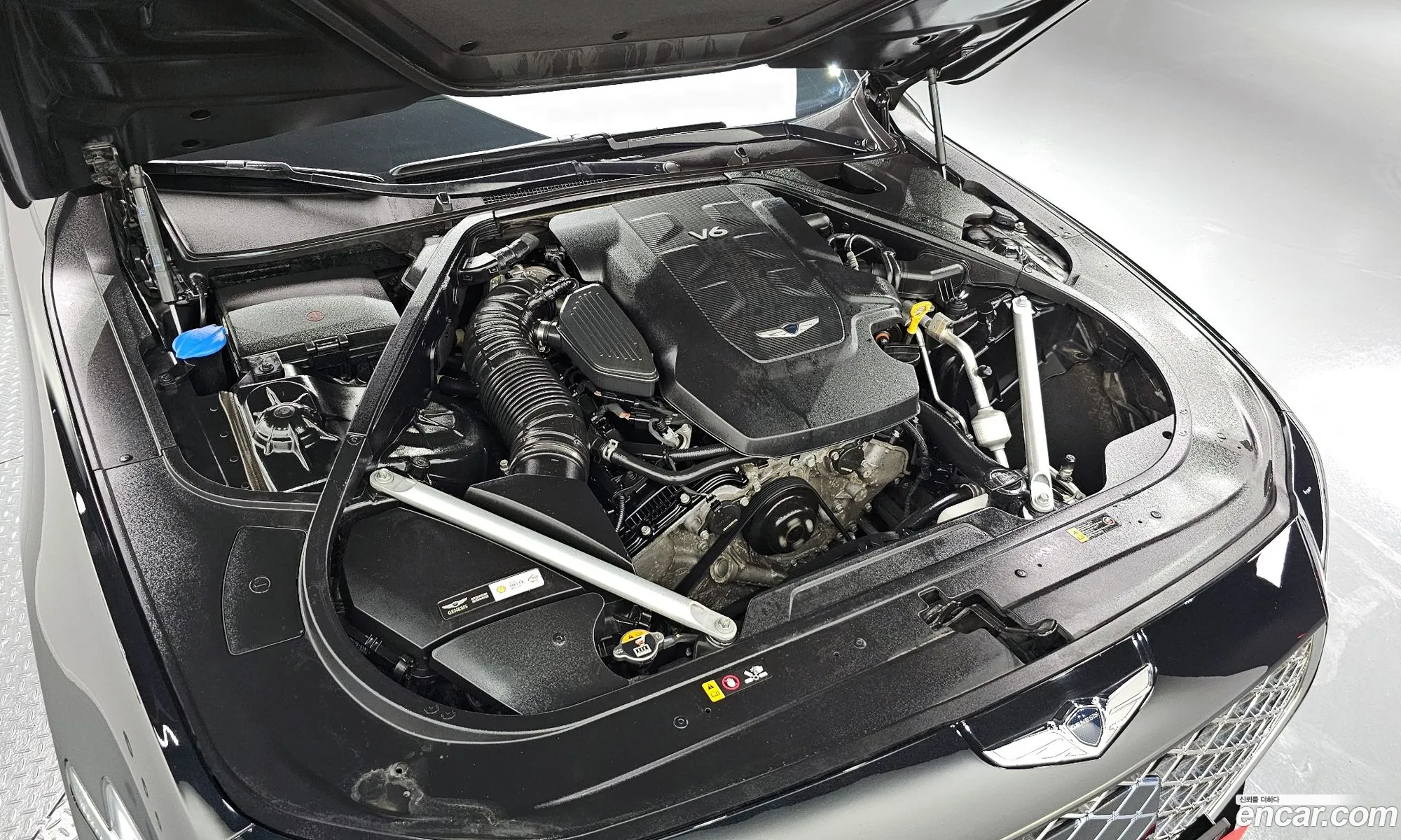 Genesis G90 I 38 Awd 2019 - фотография 582206