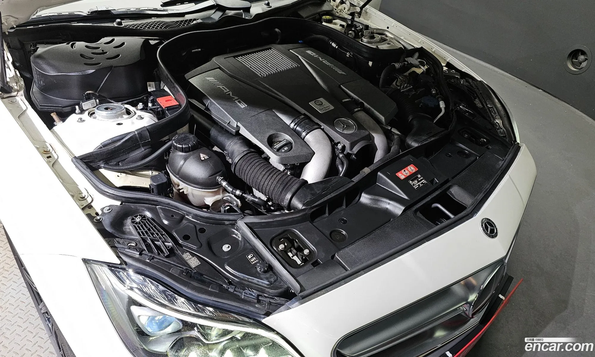 Mercedes-Benz Cls-Klasse Cls63 Amg 4Matic 2017 - фотография 16573911