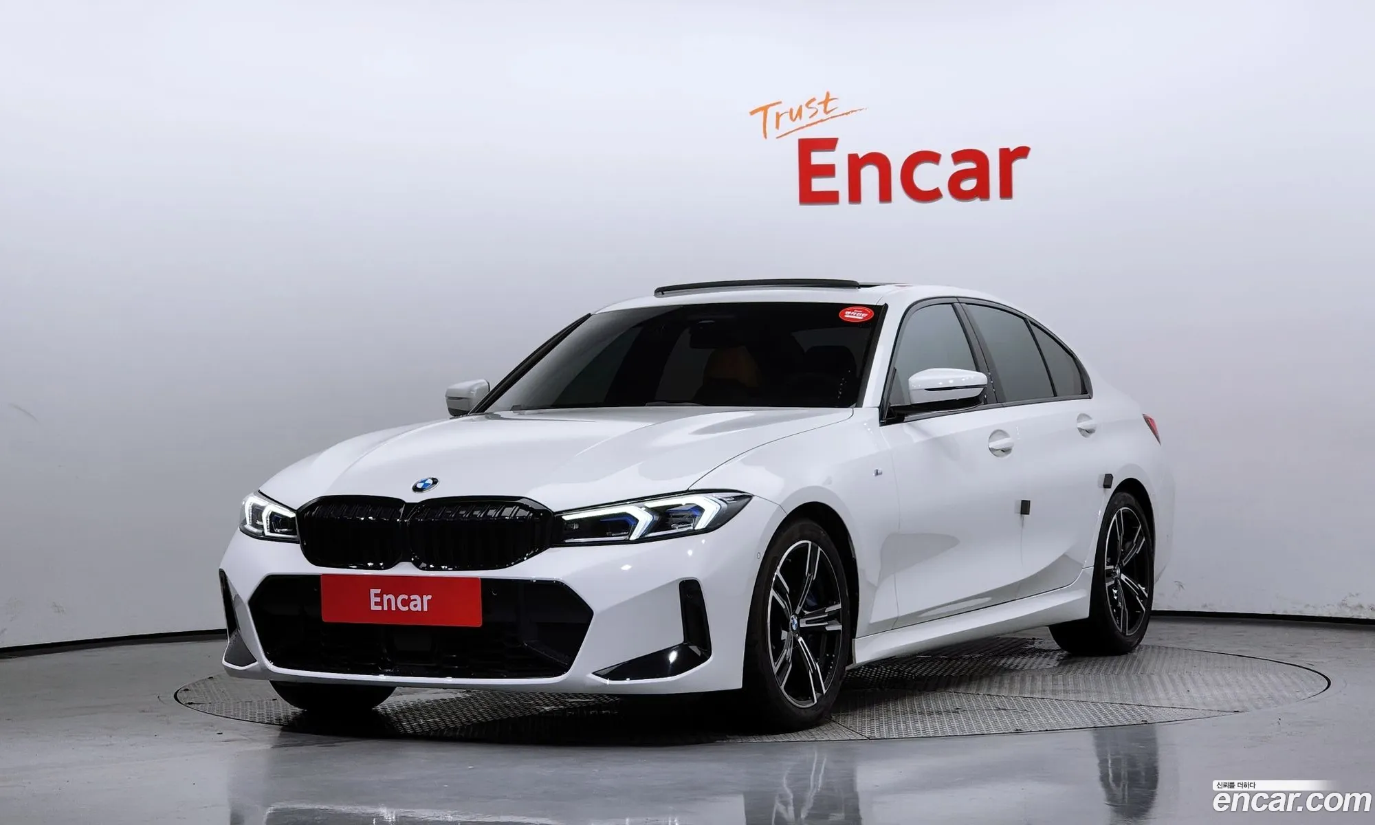 BMW 3Er 320I M Sports 2023 - фотография 18181123