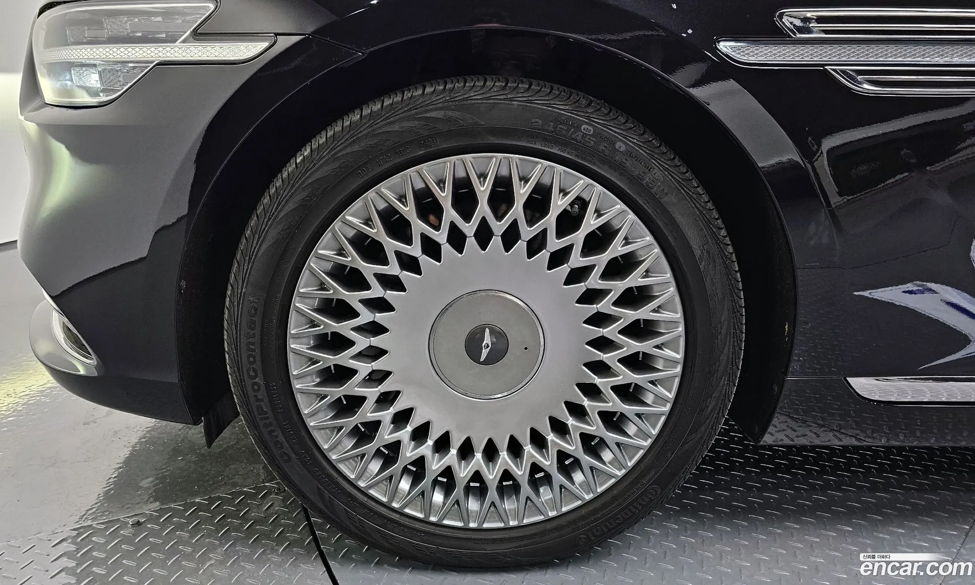 Genesis G90 I 38 Awd 2021 - фотография 422170