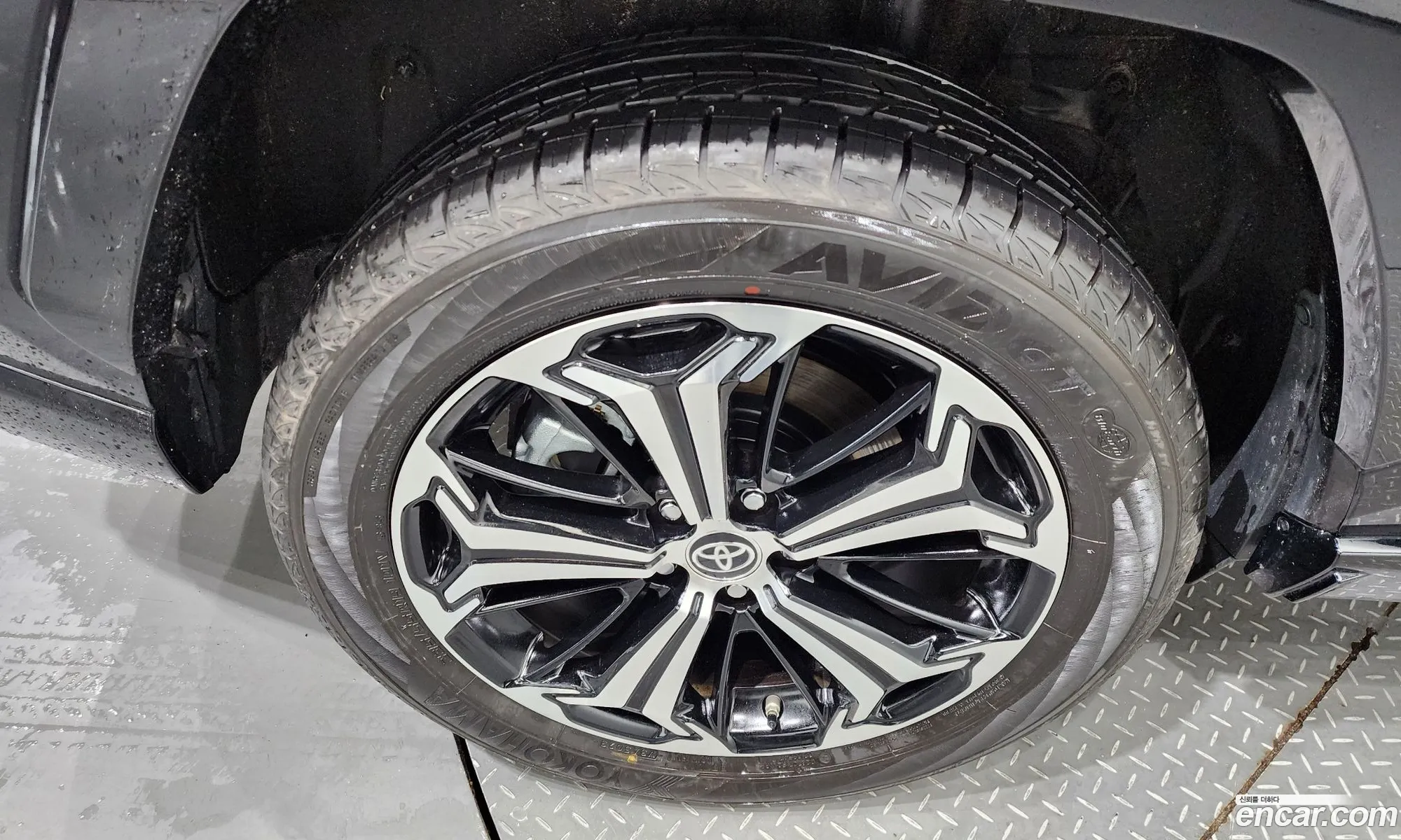 Toyota Rav 4 25 4Wd Phev Xse 2024 - фотография 14768875