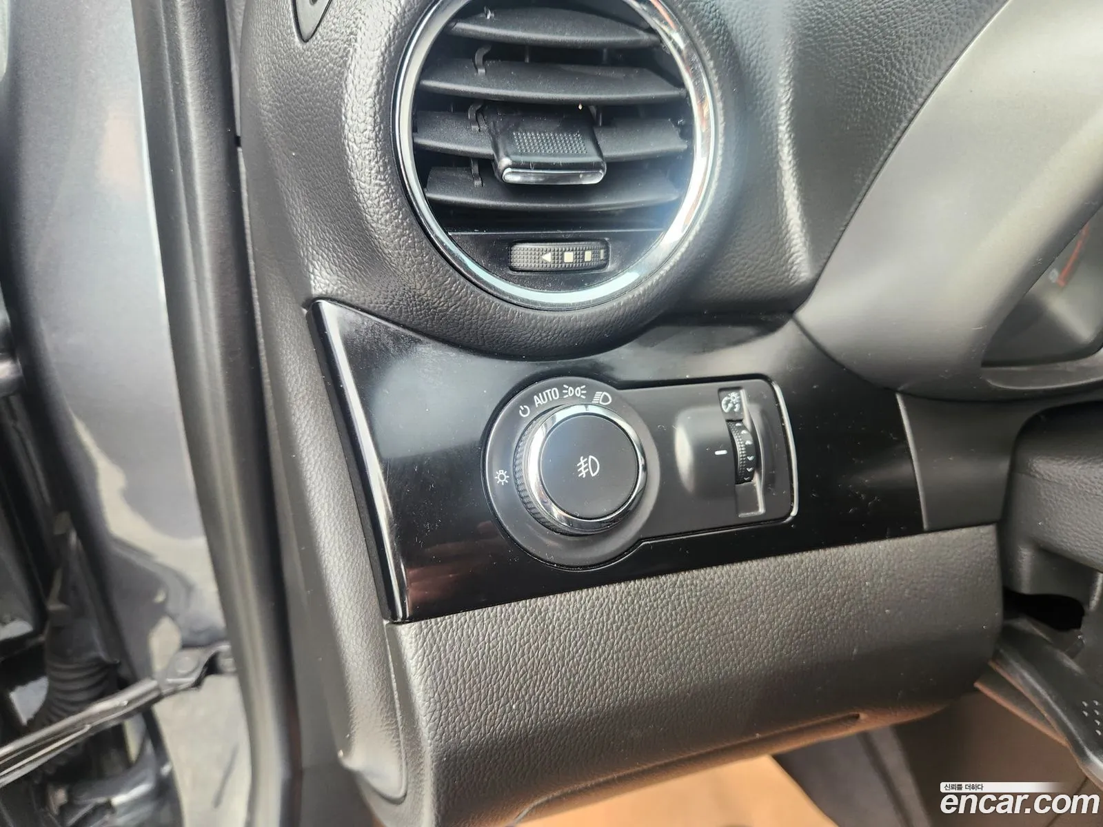 Chevrolet Orlando 16 Diesel Lt 2018 - фотография 8642730