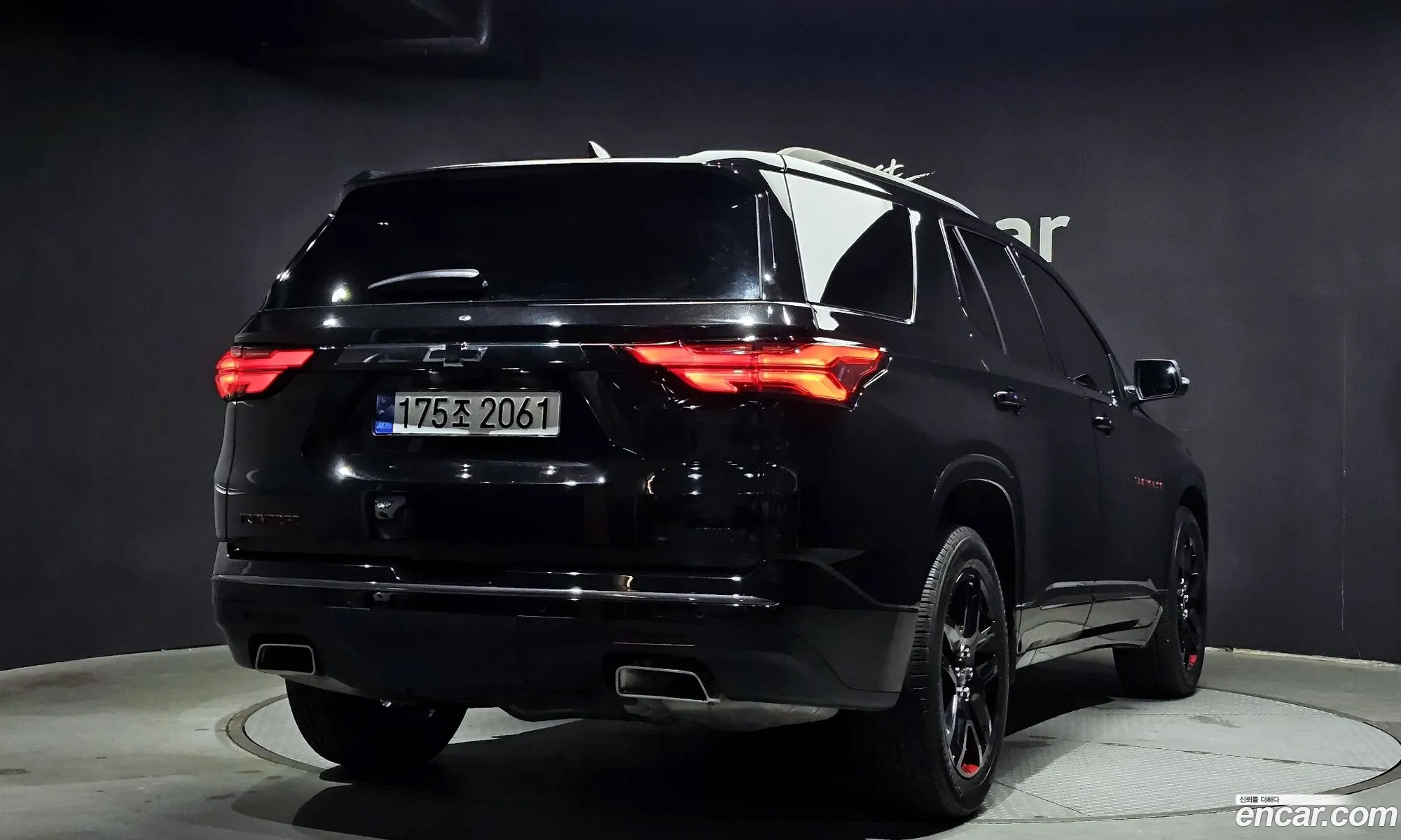 Chevrolet Traverse 36 Awd Redline 2023 - фотография 8642738