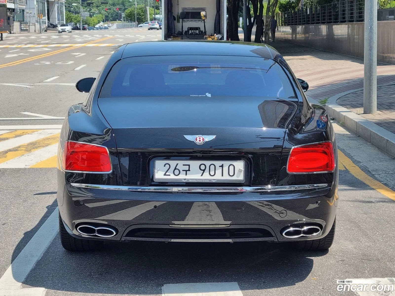 Bentley Flying Spur 40 2017 - фотография 14539738