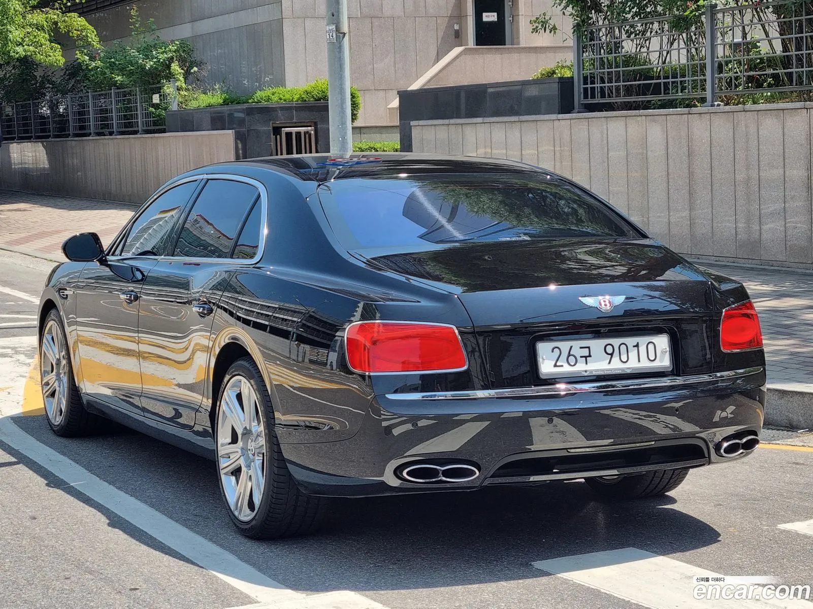 Bentley Flying Spur 40 2017 - фотография 14539739