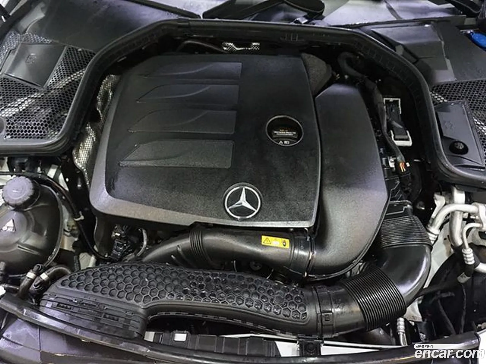 Mercedes-Benz C-Klasse C200 Amg Line 2021 - фотография 17152119