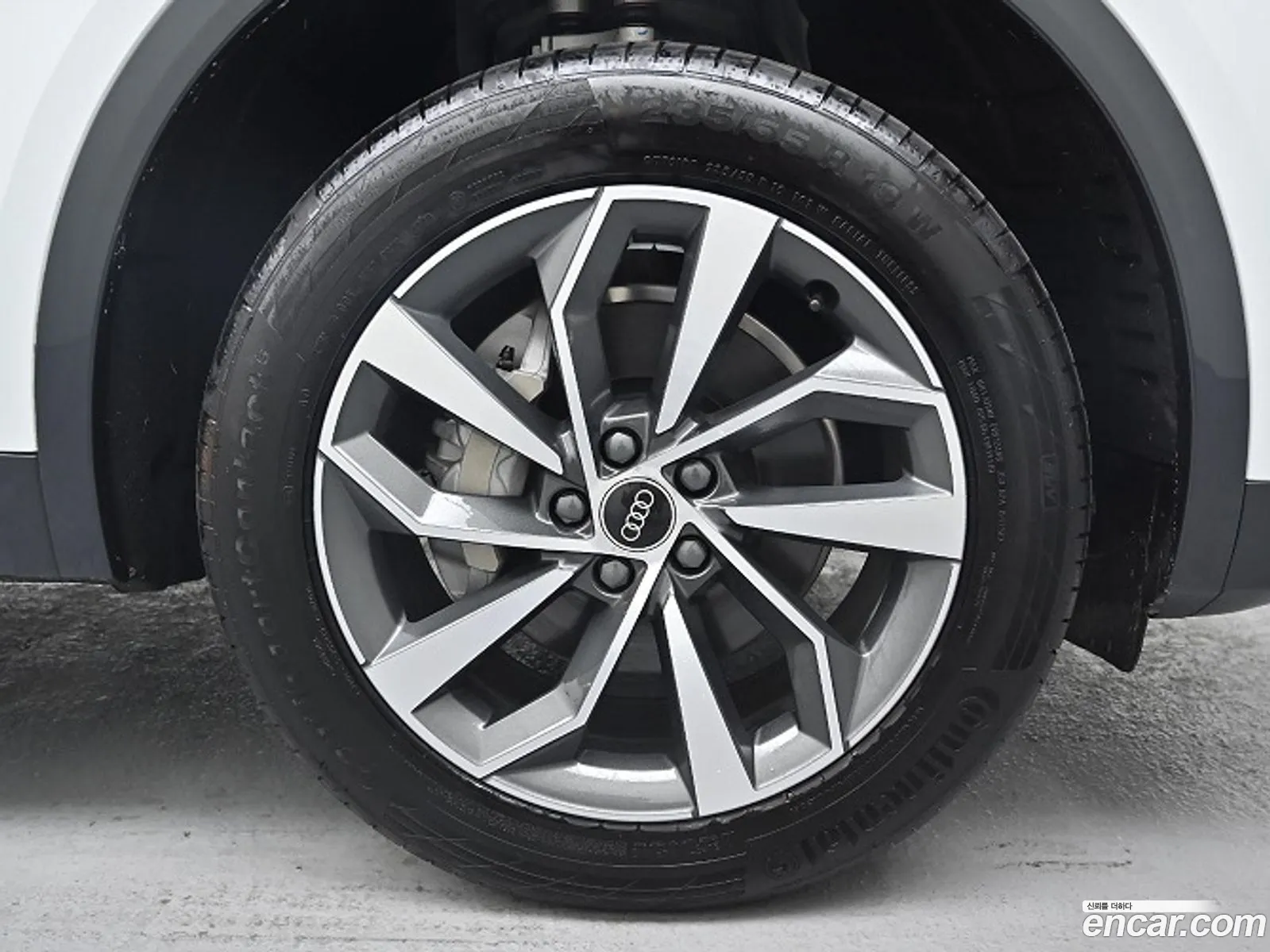 Audi Q5 45 Tfsi Quattro Sportback 2023 - фотография 6685354