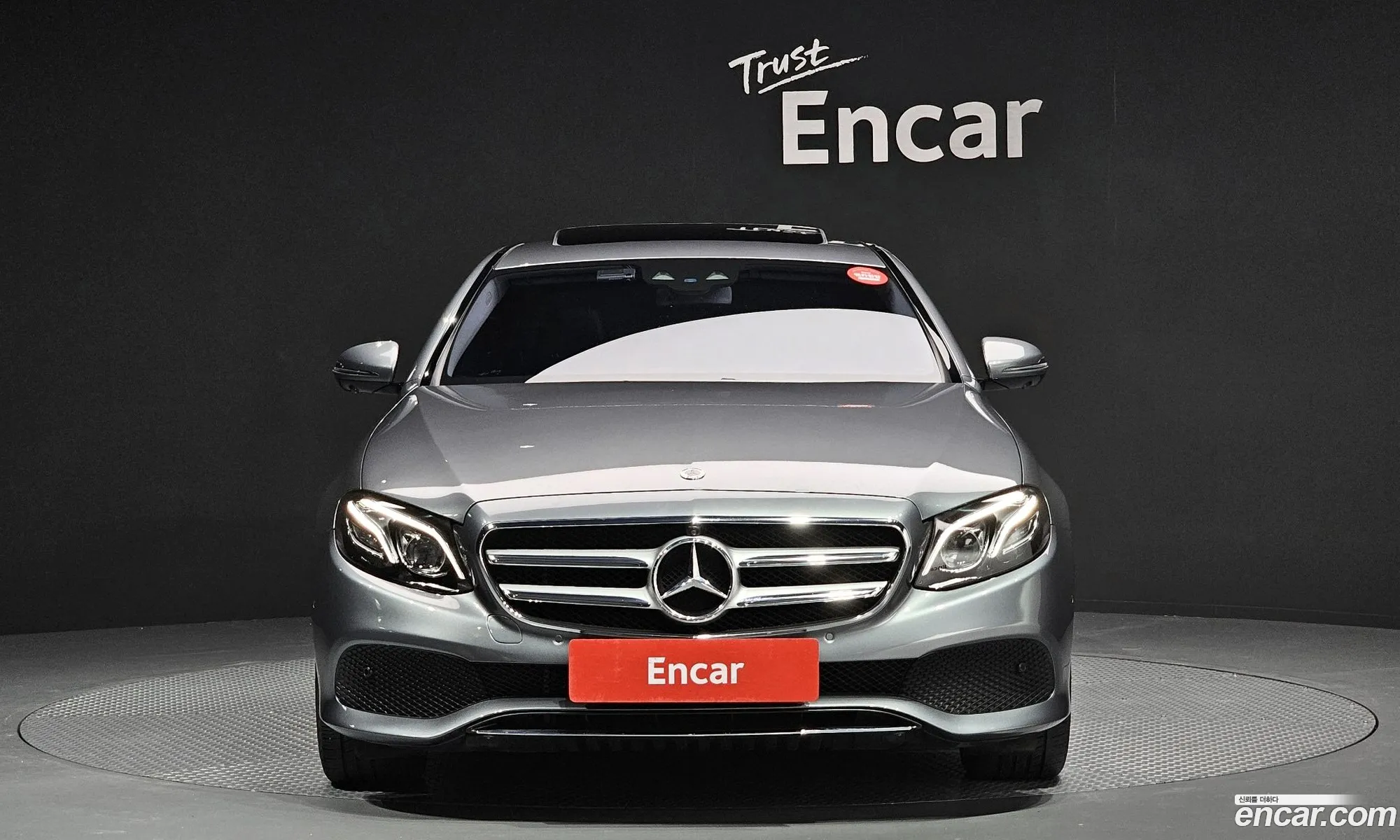 Mercedes-Benz E-Klasse V W213 S213 C238 E300 Avantgarde 2018 - фотография 15747946
